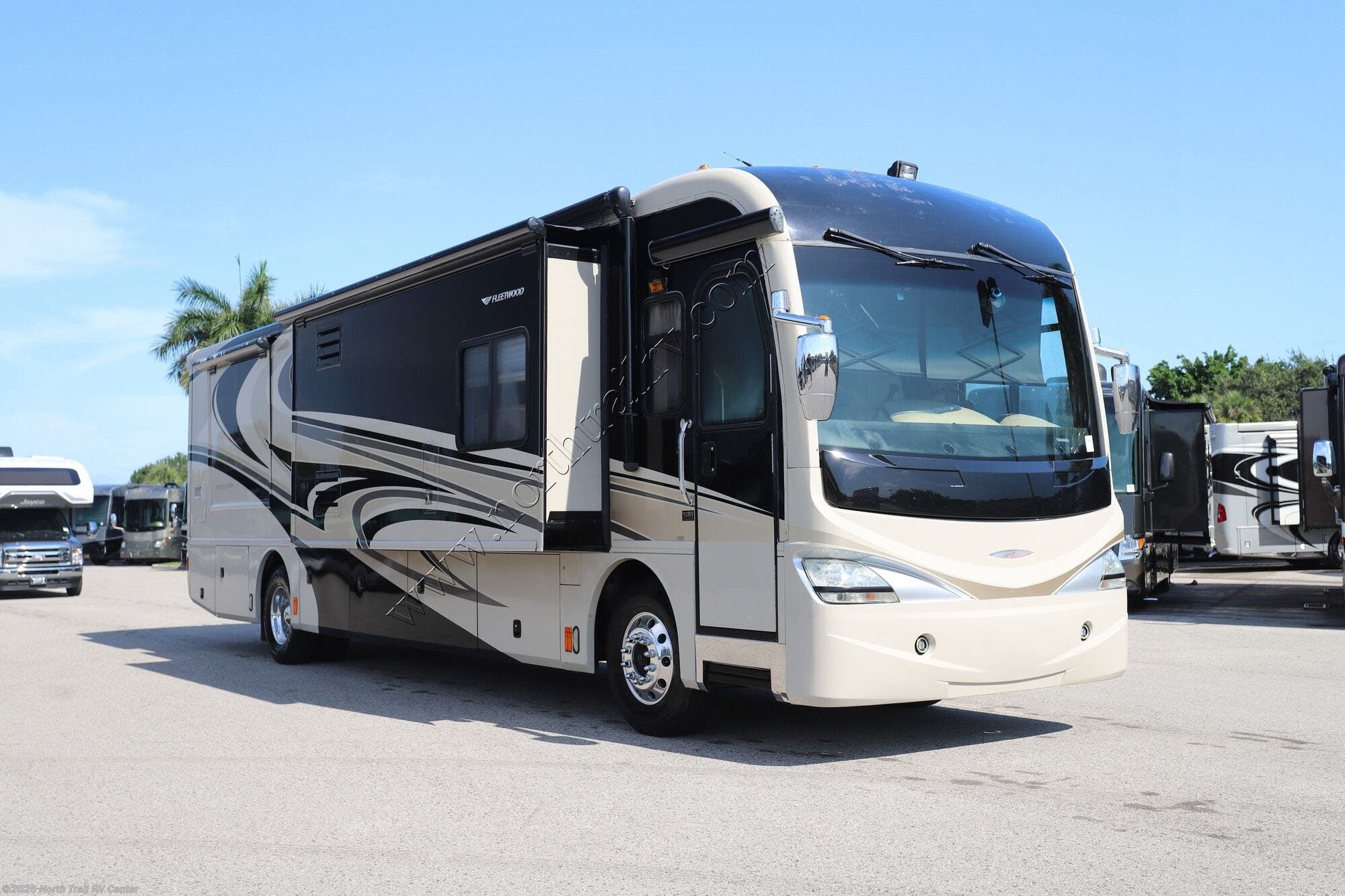 2008 Fleetwood Revolution LE 40R - Used Class A For Sale by North Trail RV Center in Fort Myers, Florida