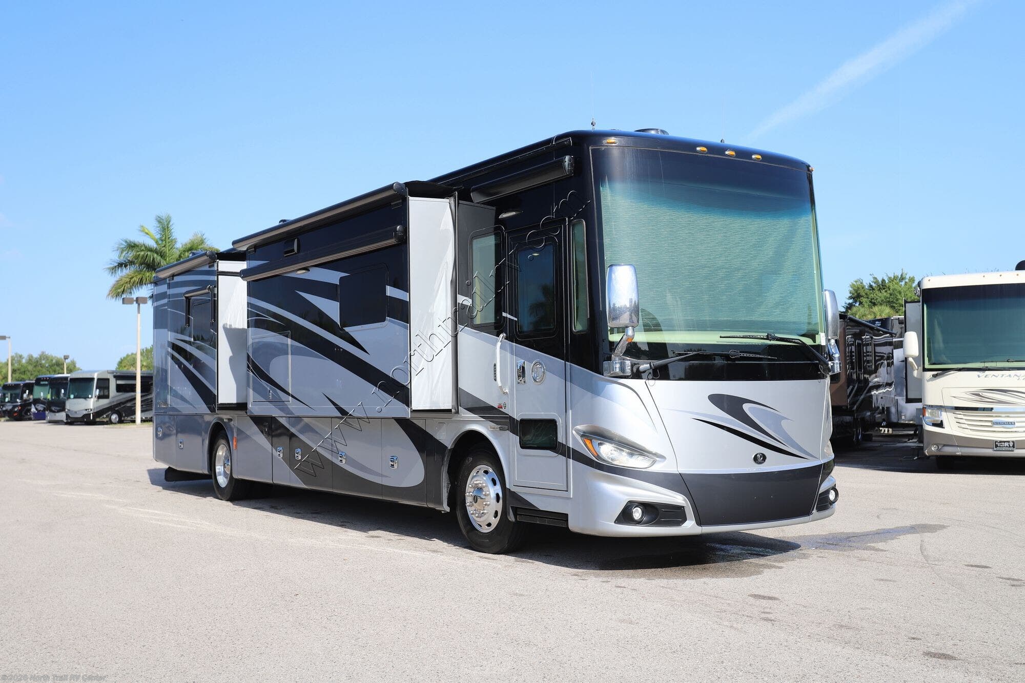2017 Tiffin Phaeton 40QBH - Used Class A For Sale by North Trail RV Center in Fort Myers, Florida