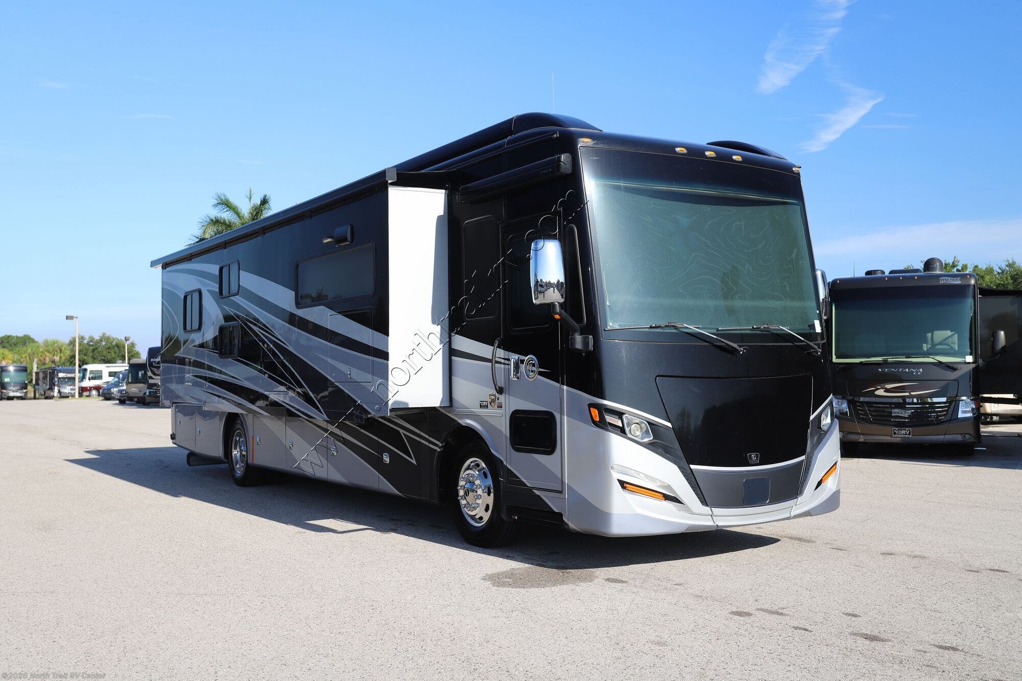 2022 Tiffin Allegro Red 38KA - Used Class A For Sale by North Trail RV Center in Fort Myers, Florida