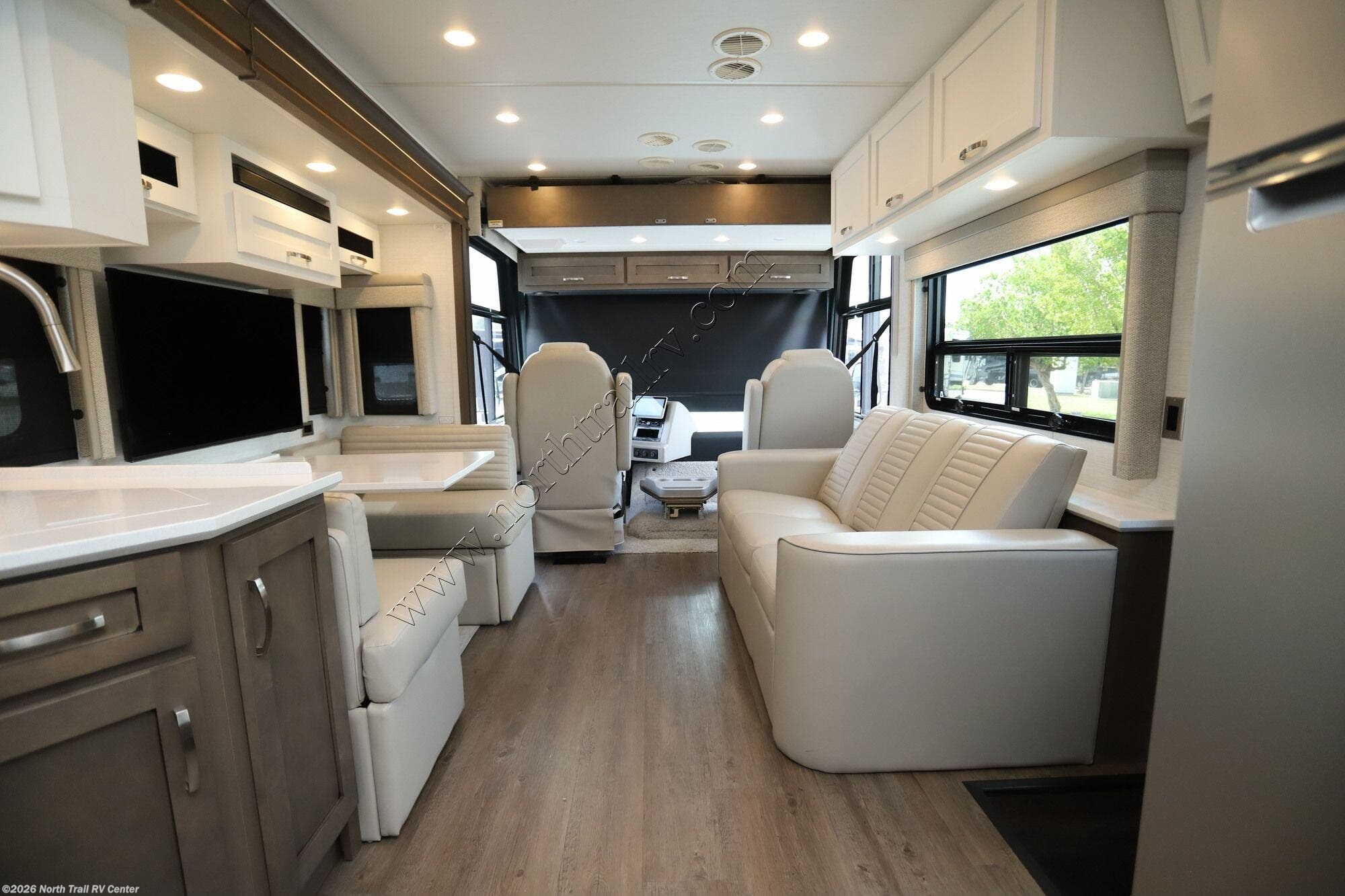New 2027 Newmar Bay Star 3640 available in Fort Myers, Florida