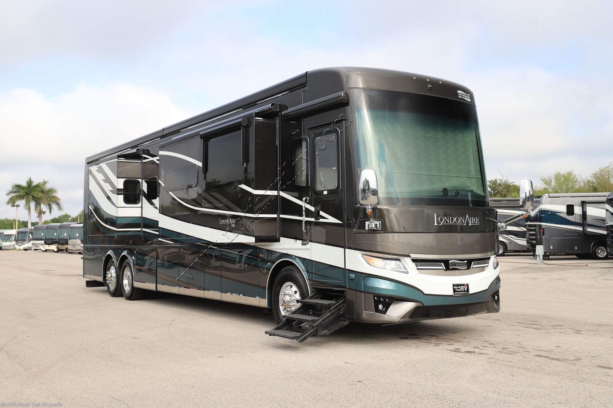 2027 Newmar London Aire 4569 - New Class A For Sale by North Trail RV Center in Fort Myers, Florida
