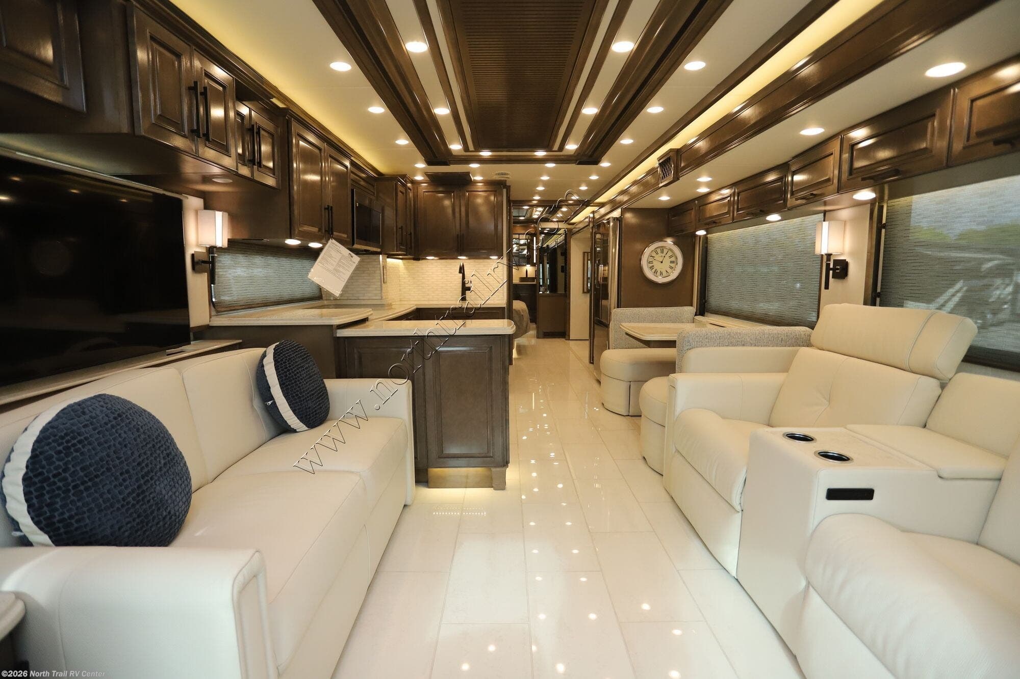 2027 London Aire 4569 by Newmar from North Trail RV Center in Fort Myers, Florida