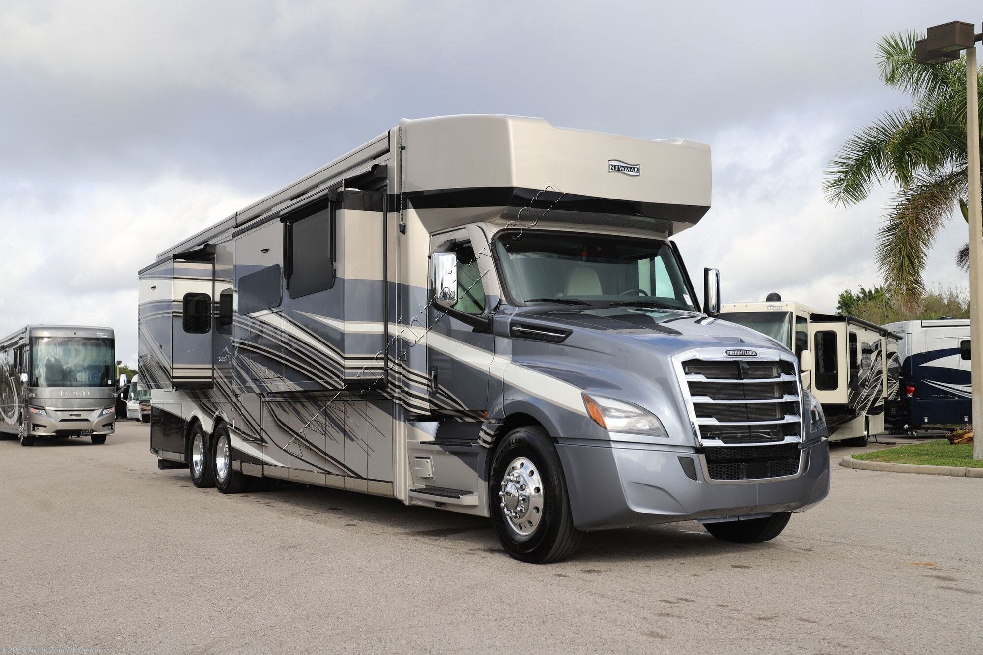 2027 Newmar Summit Aire 4505 - New Super C For Sale by North Trail RV Center in Fort Myers, Florida