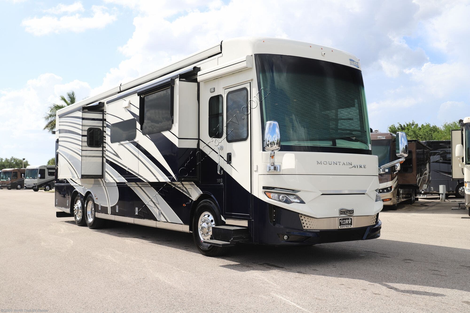 2022 Newmar Mountain Aire 4118 - Used Class A For Sale by North Trail RV Center in Fort Myers, Florida