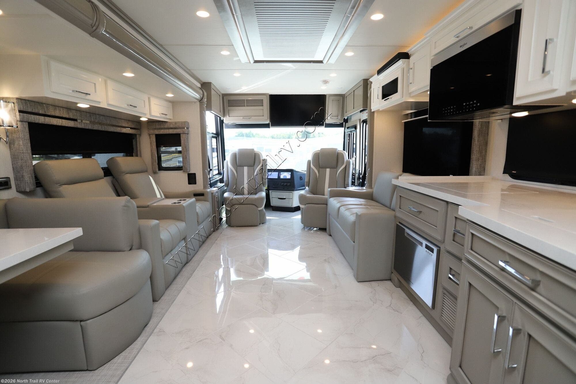 New 2027 Newmar Ventana 3809 available in Fort Myers, Florida
