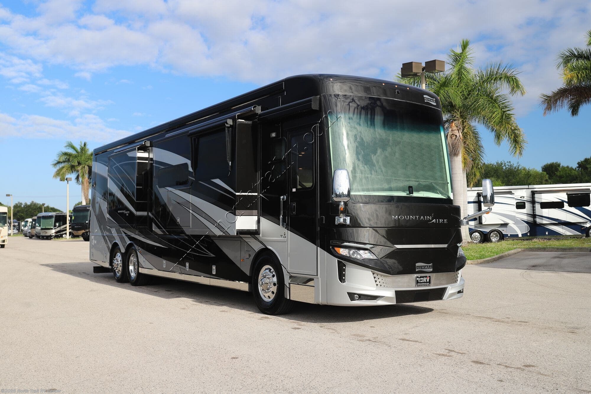 2021 Newmar Mountain Aire 4118 - Used Class A For Sale by North Trail RV Center in Fort Myers, Florida