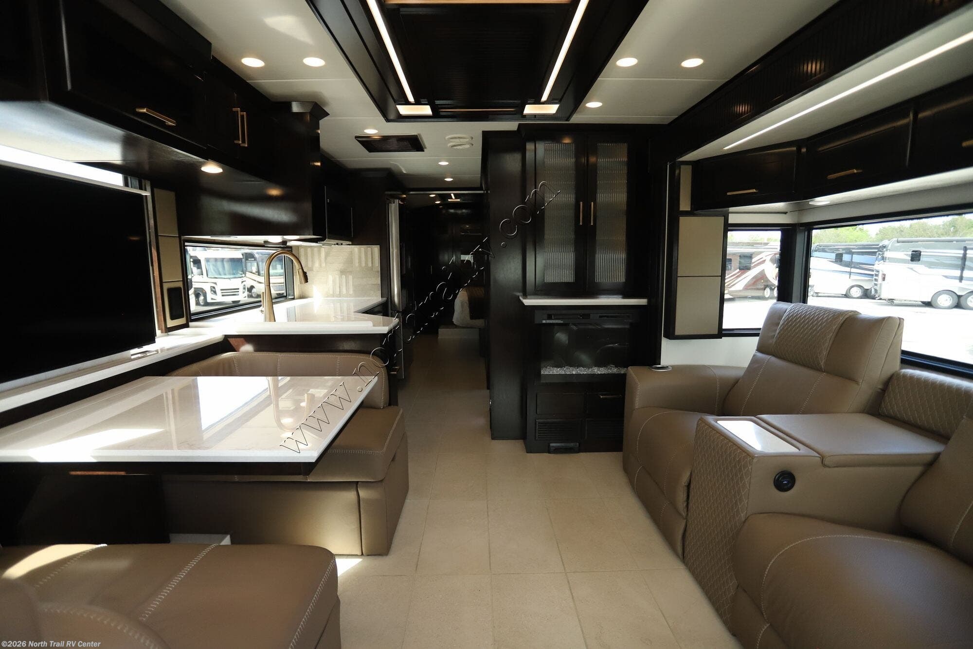 2027 New Aire 3543 by Newmar from North Trail RV Center in Fort Myers, Florida
