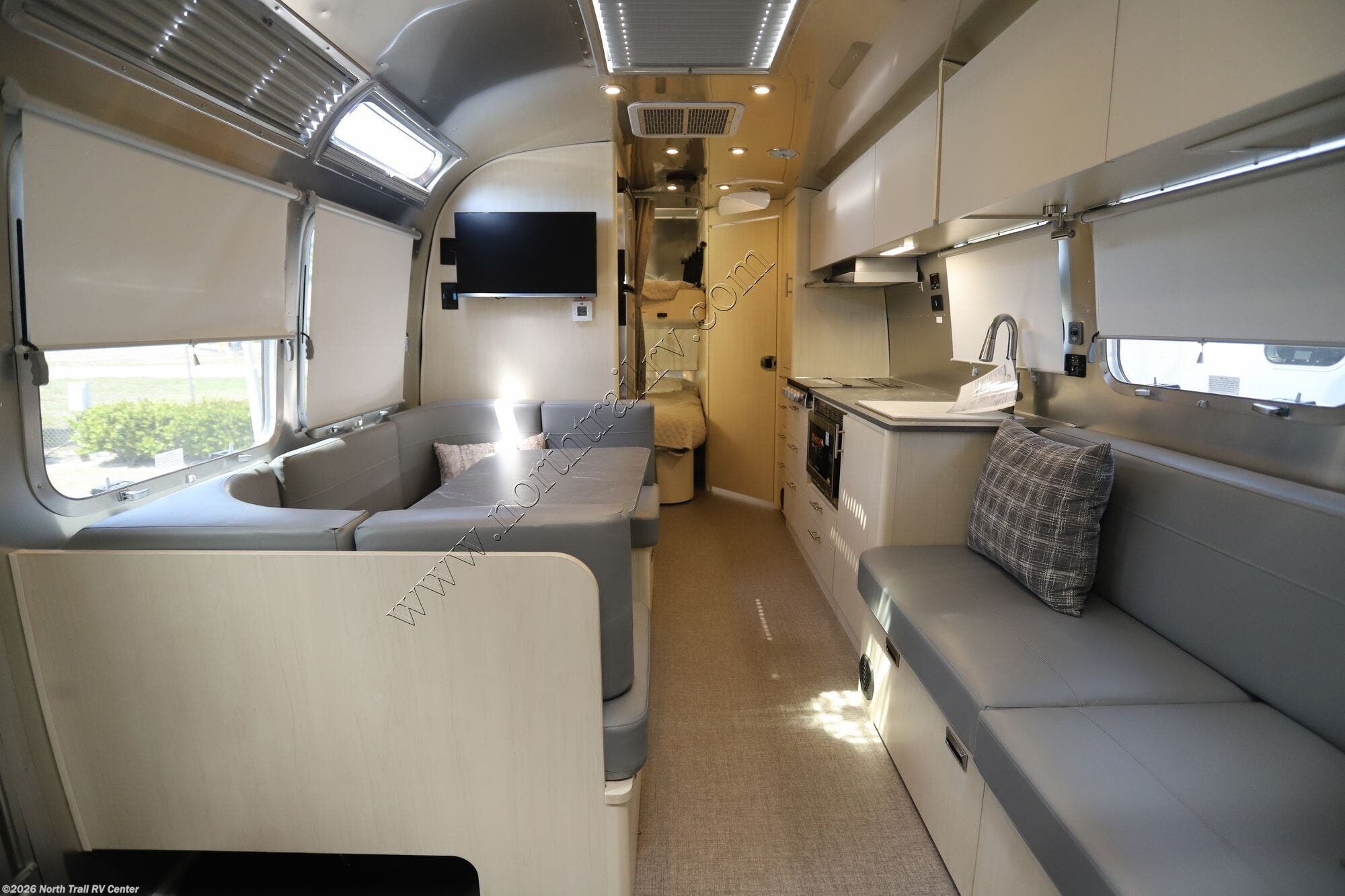 2026 Airstream Flying Cloud 30FBB - New Travel Trailer For Sale by North Trail RV Center in Fort Myers, Florida