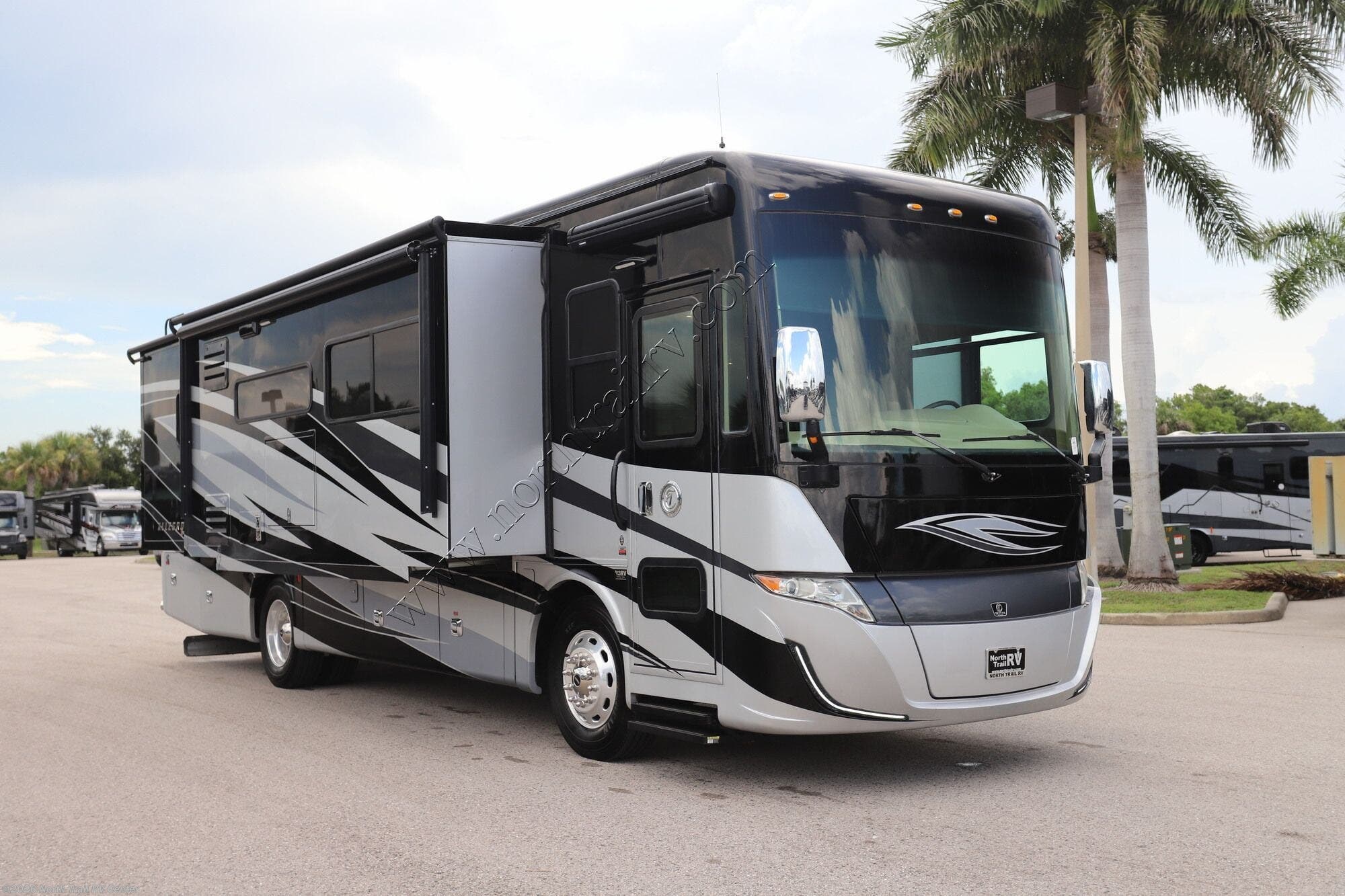 2019 Tiffin Allegro Red 33AA - Used Class A For Sale by North Trail RV Center in Fort Myers, Florida