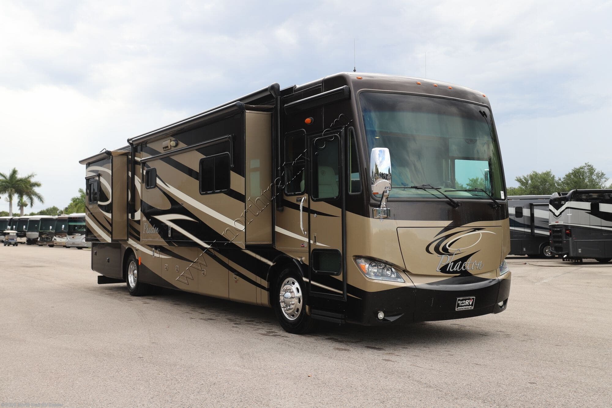2012 Tiffin Phaeton 40QTH - Used Class A For Sale by North Trail RV Center in Fort Myers, Florida