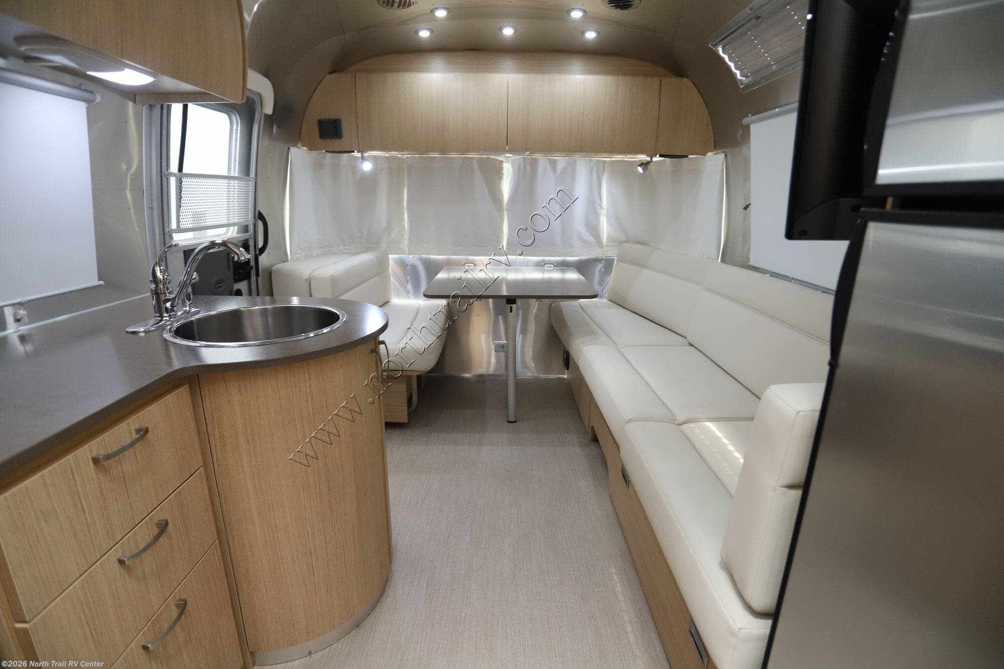 2020 Flying Cloud 27FBQ by Airstream from North Trail RV Center in Fort Myers, Florida