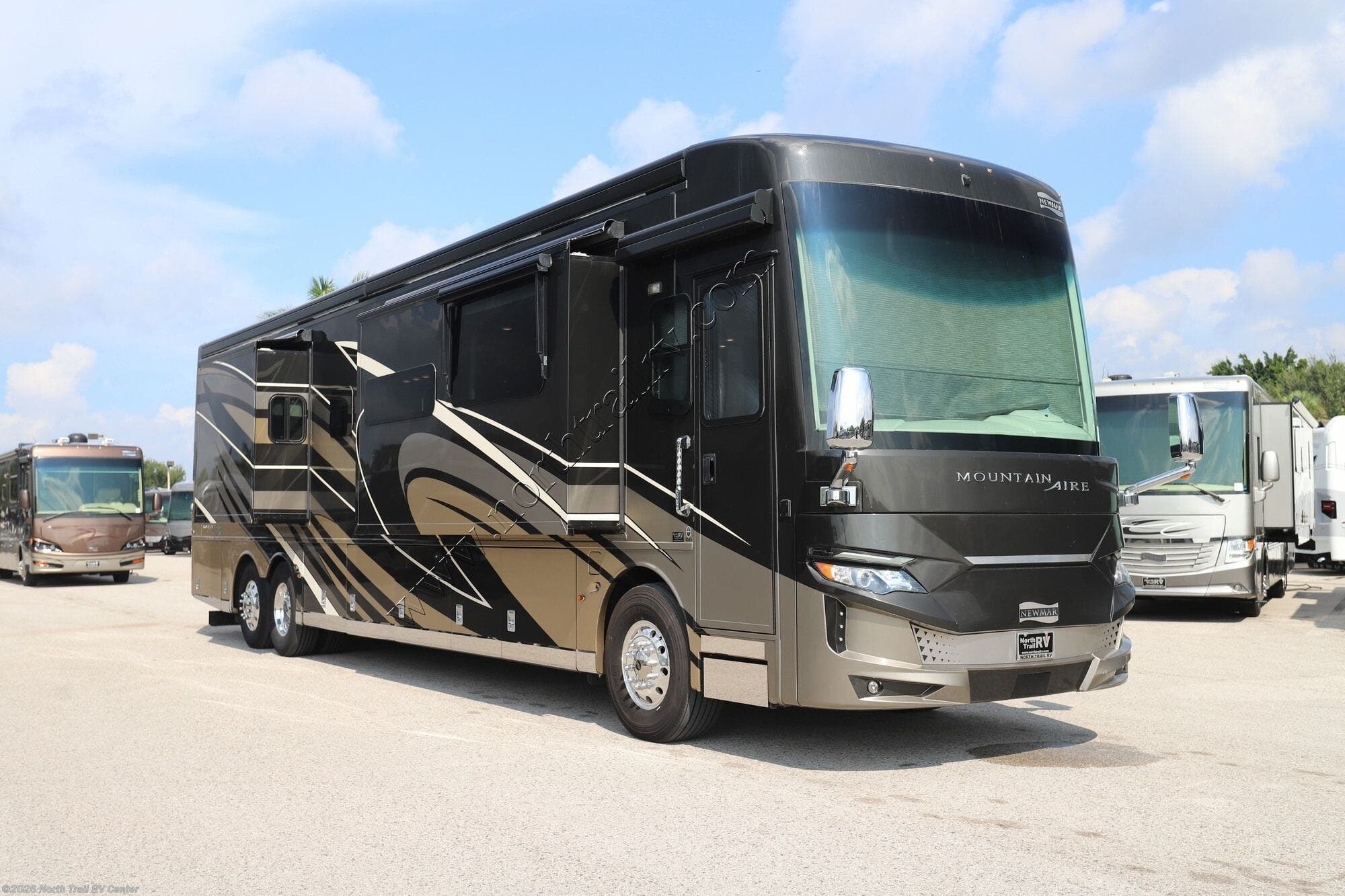 2020 Newmar Mountain Aire 4535 - Used Class A For Sale by North Trail RV Center in Fort Myers, Florida