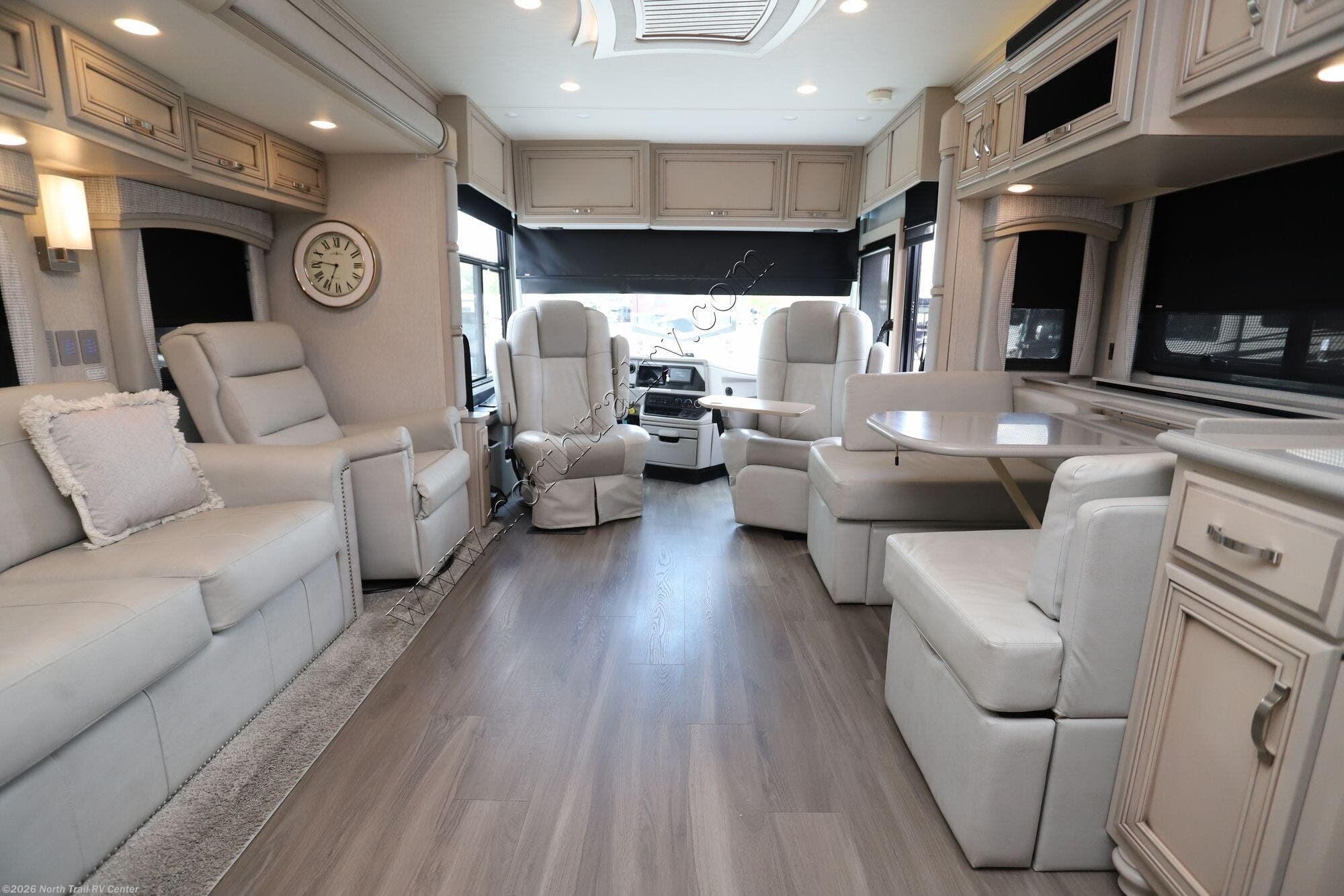Used 2023 Newmar Kountry Star 3412 available in Fort Myers, Florida