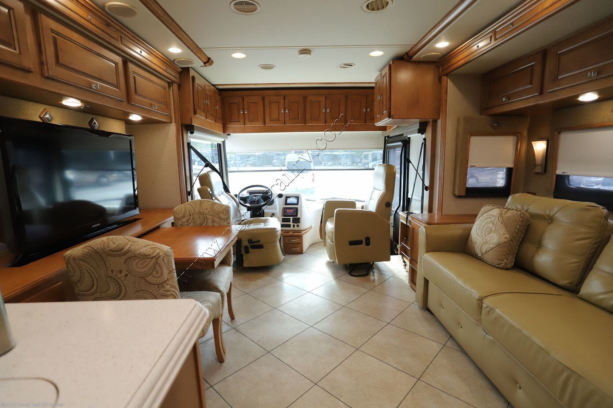 Used 2013 Itasca Meridian 34B available in Fort Myers, Florida