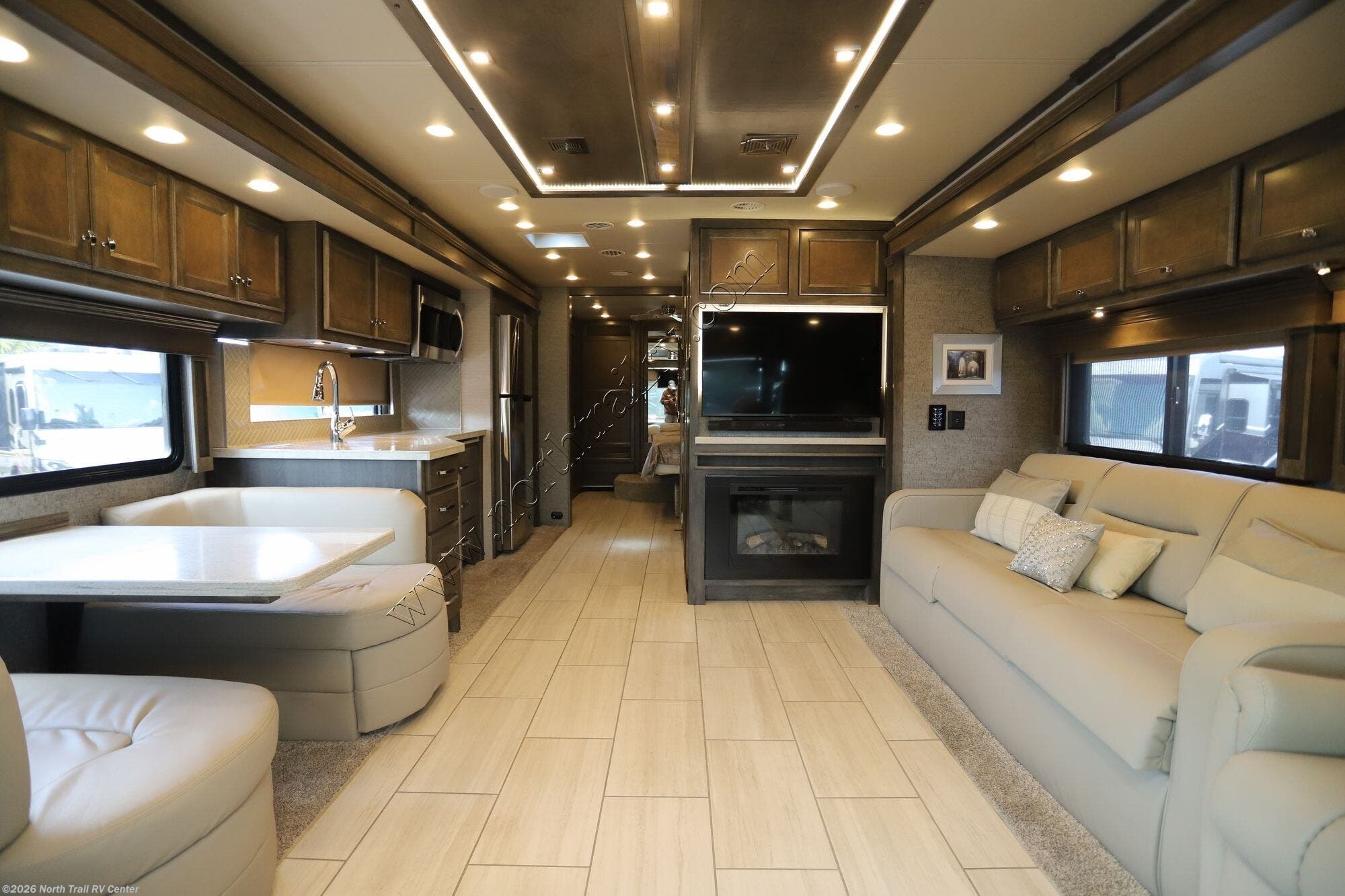 2022 Allegro Red 33AA by Tiffin from North Trail RV Center in Fort Myers, Florida