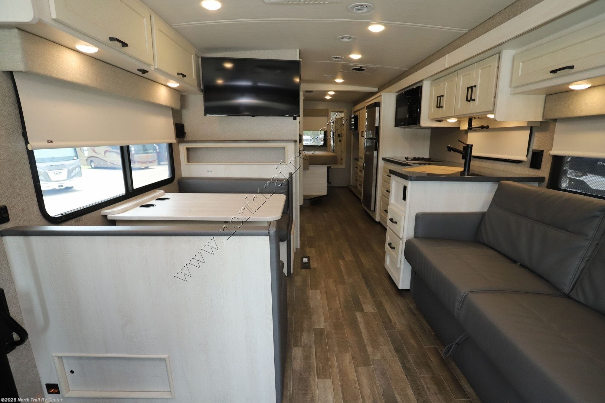 2022 Adventurer 29B by Winnebago from North Trail RV Center in Fort Myers, Florida