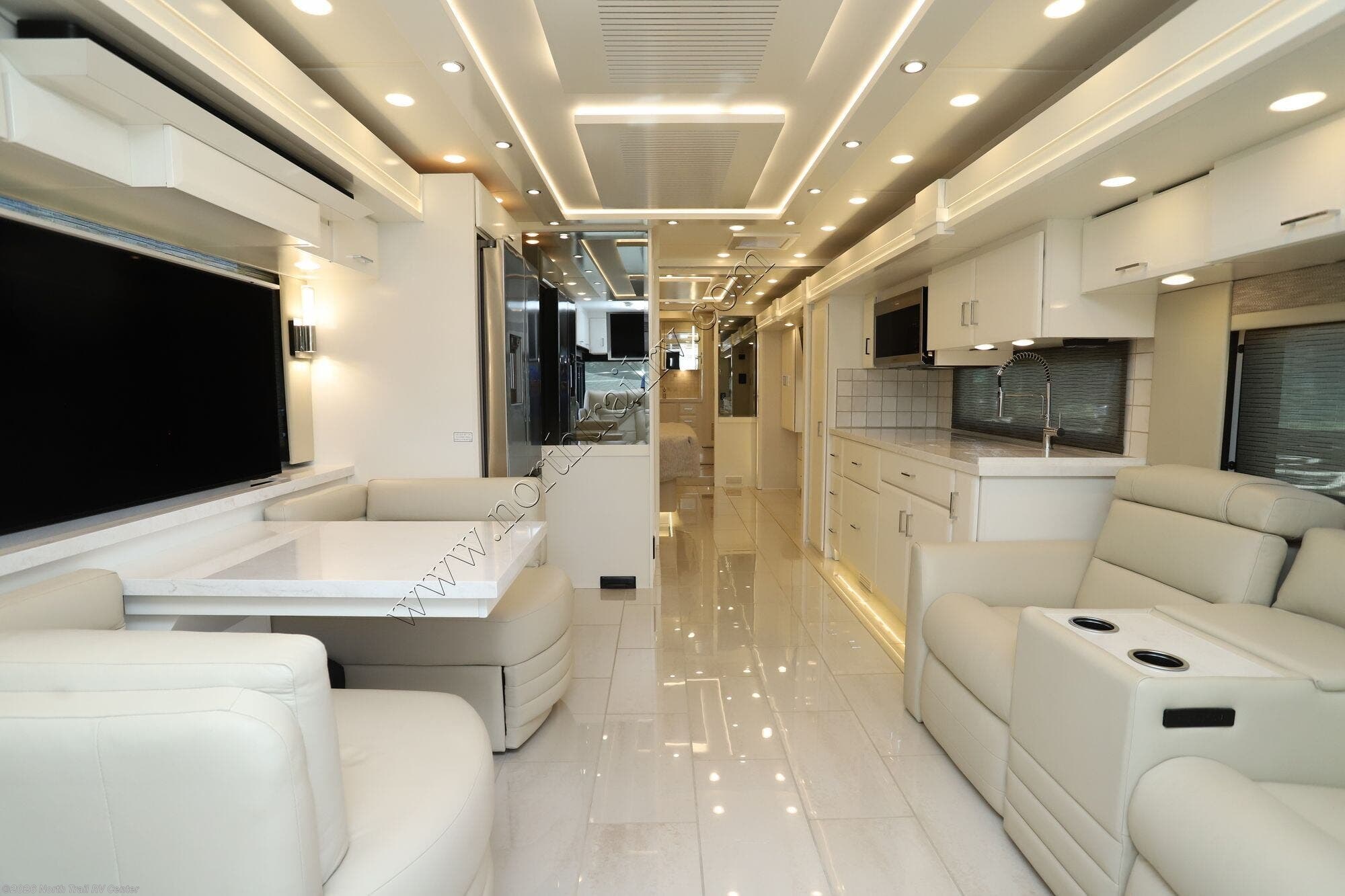 2027 Mountain Aire 3825 by Newmar from North Trail RV Center in Fort Myers, Florida