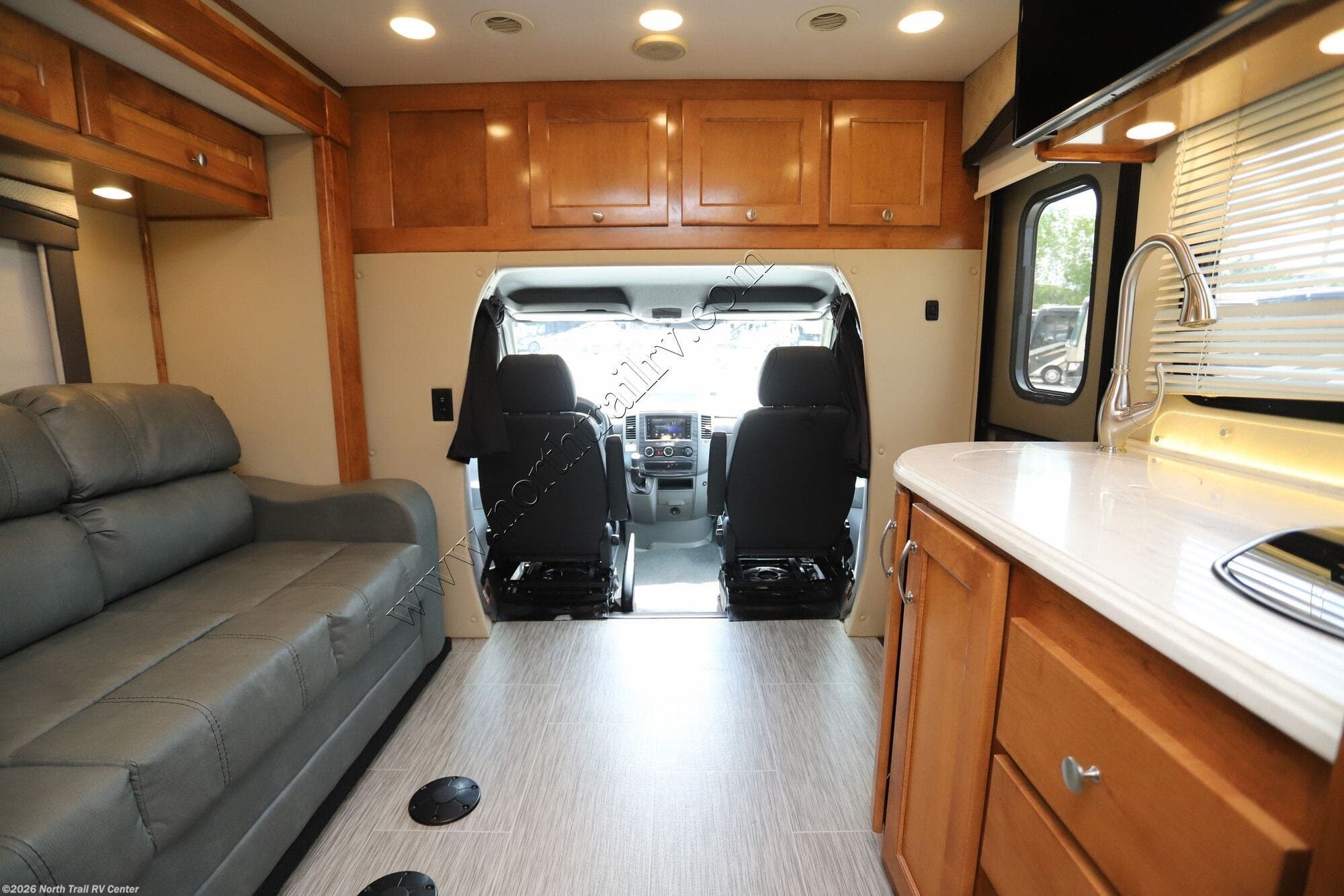 Used 2019 Renegade RV Vienna 25VUCB available in Fort Myers, Florida