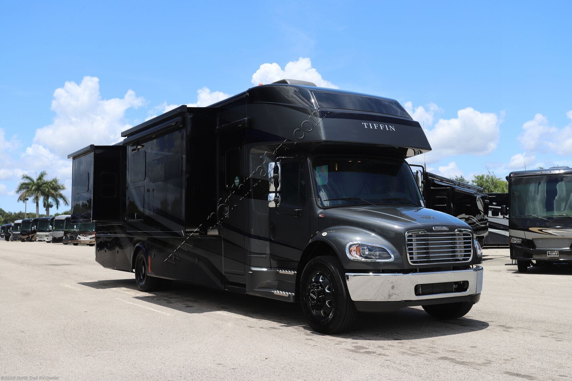 2025 Tiffin Allegro Bay 38AB - Used Super C For Sale by North Trail RV Center in Fort Myers, Florida