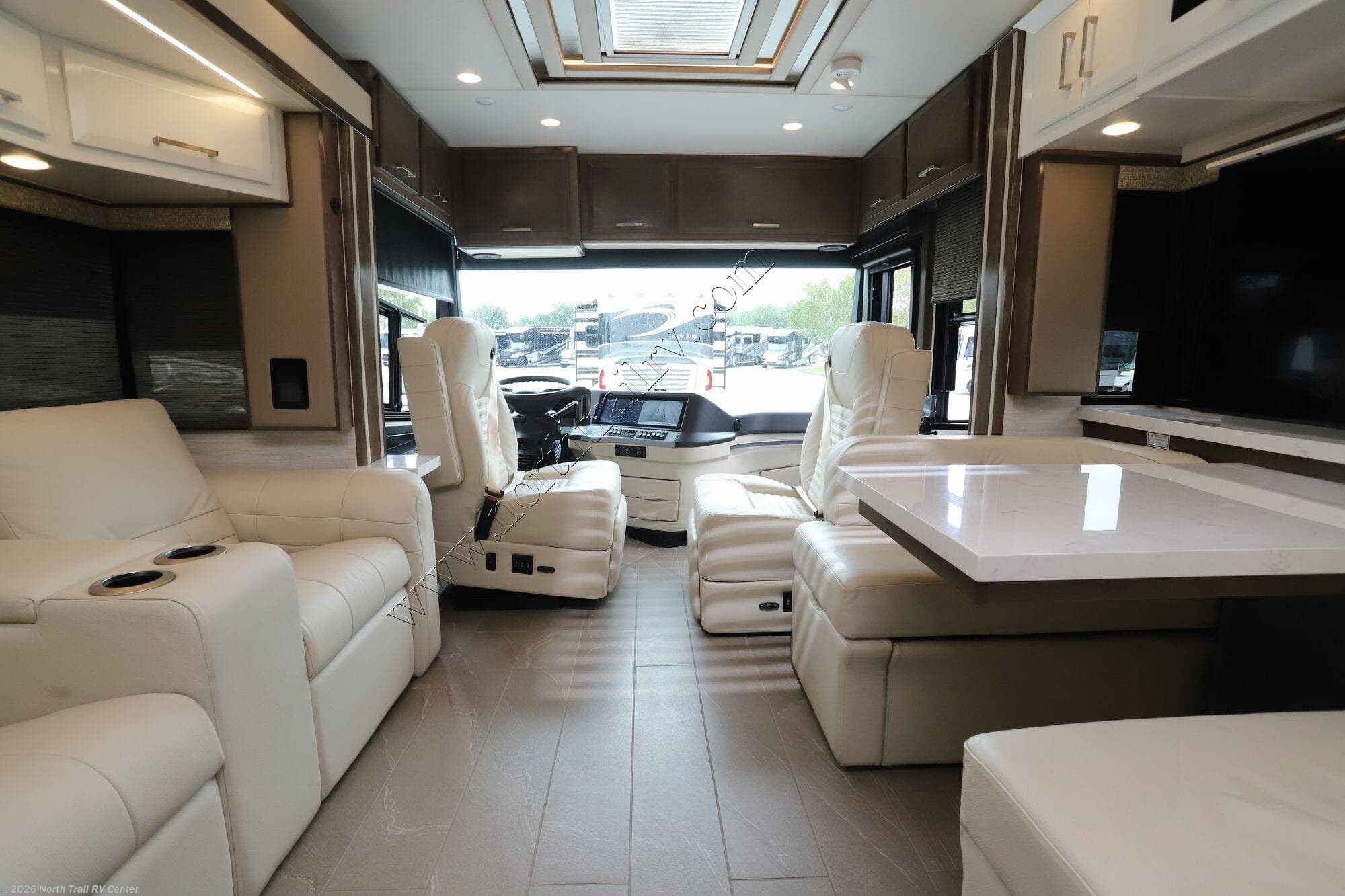 Used 2025 Newmar New Aire 3547 available in Fort Myers, Florida