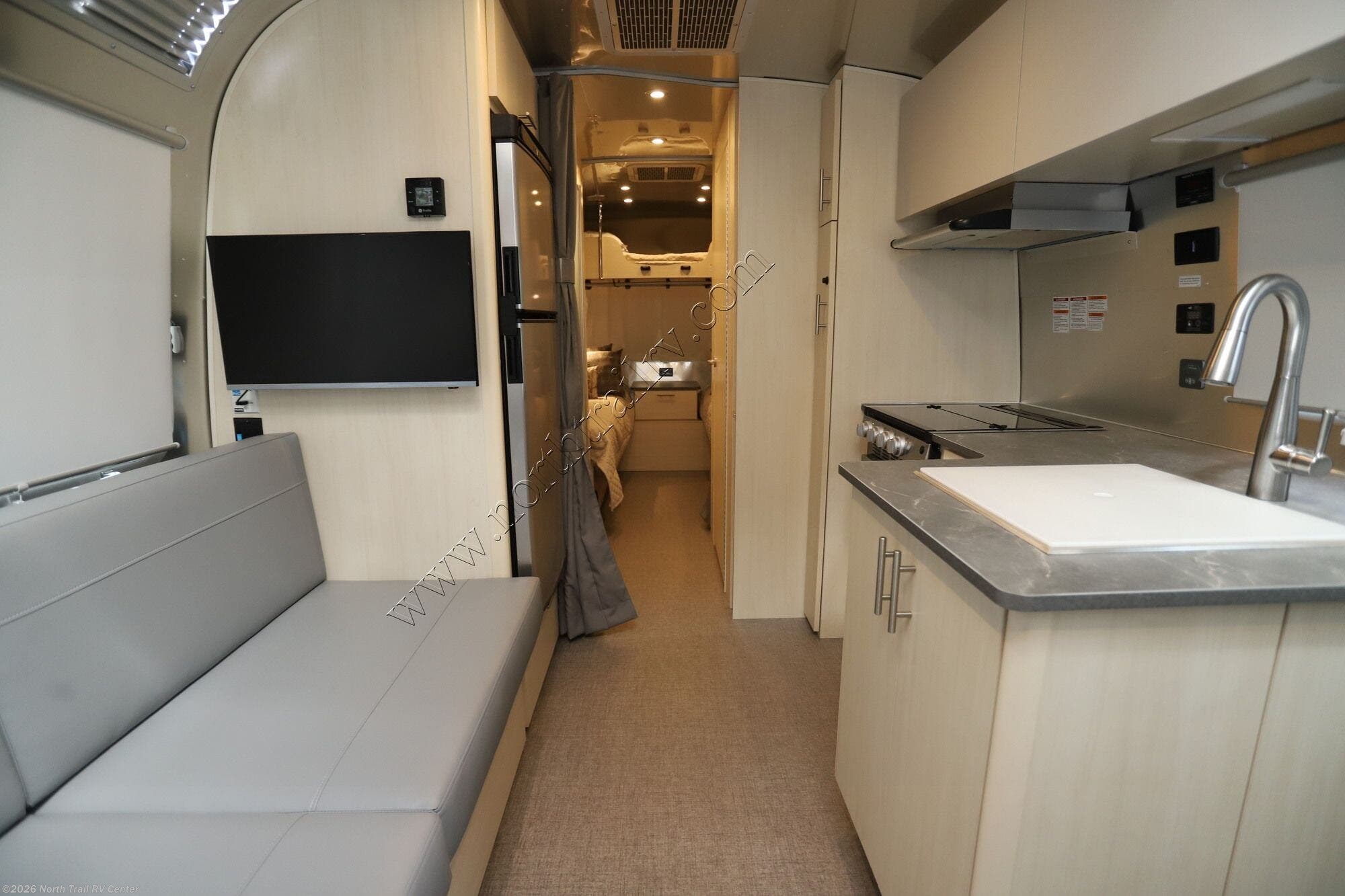 2026 Airstream Flying Cloud 25FB - New Travel Trailer For Sale by North Trail RV Center in Fort Myers, Florida