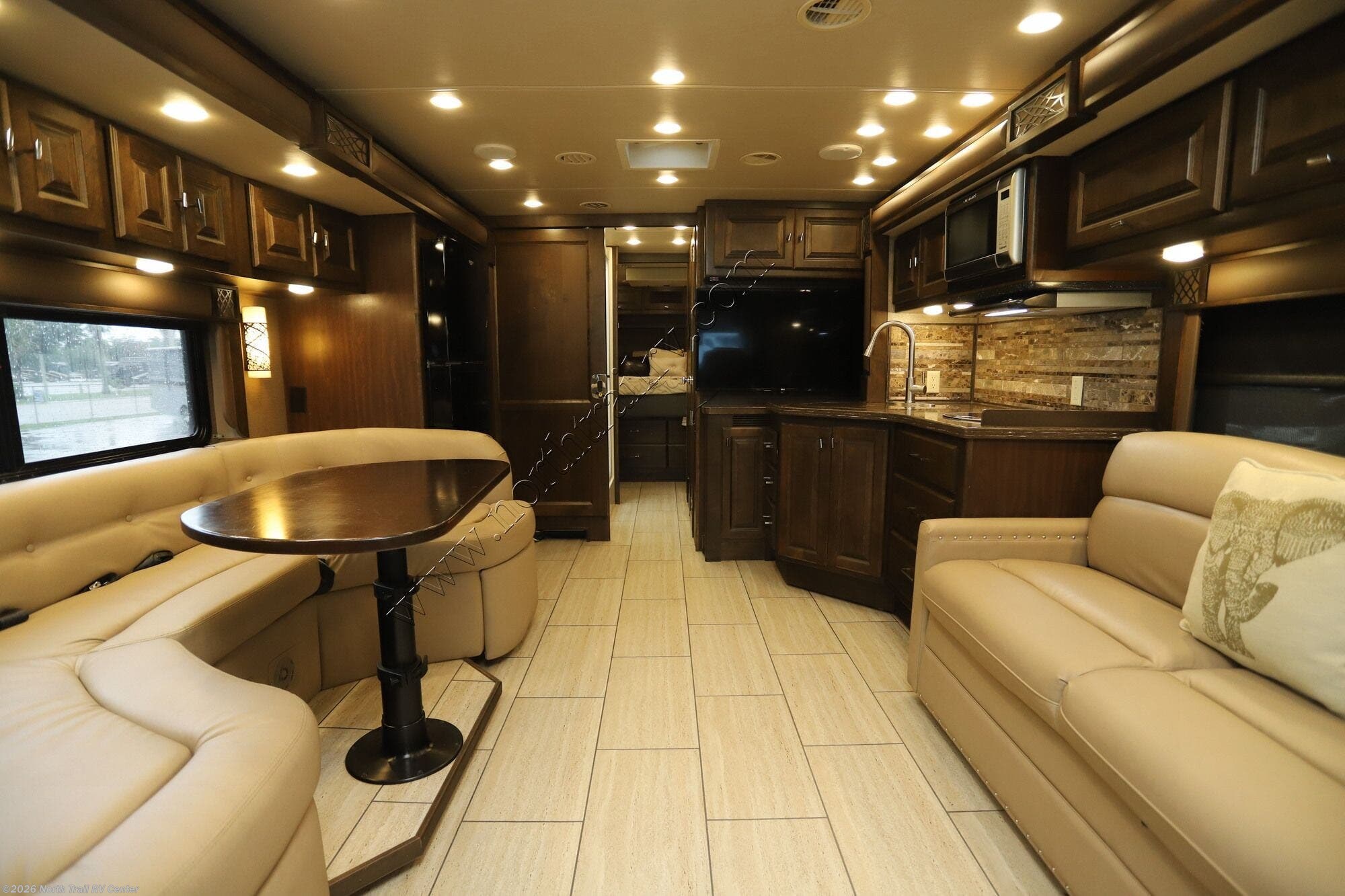 2018 Breeze 32BR by Tiffin from North Trail RV Center in Fort Myers, Florida