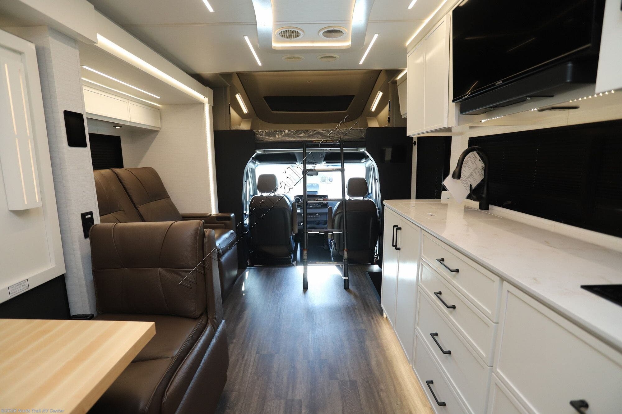New 2027 Newmar Freedom Aire 2515 available in Fort Myers, Florida