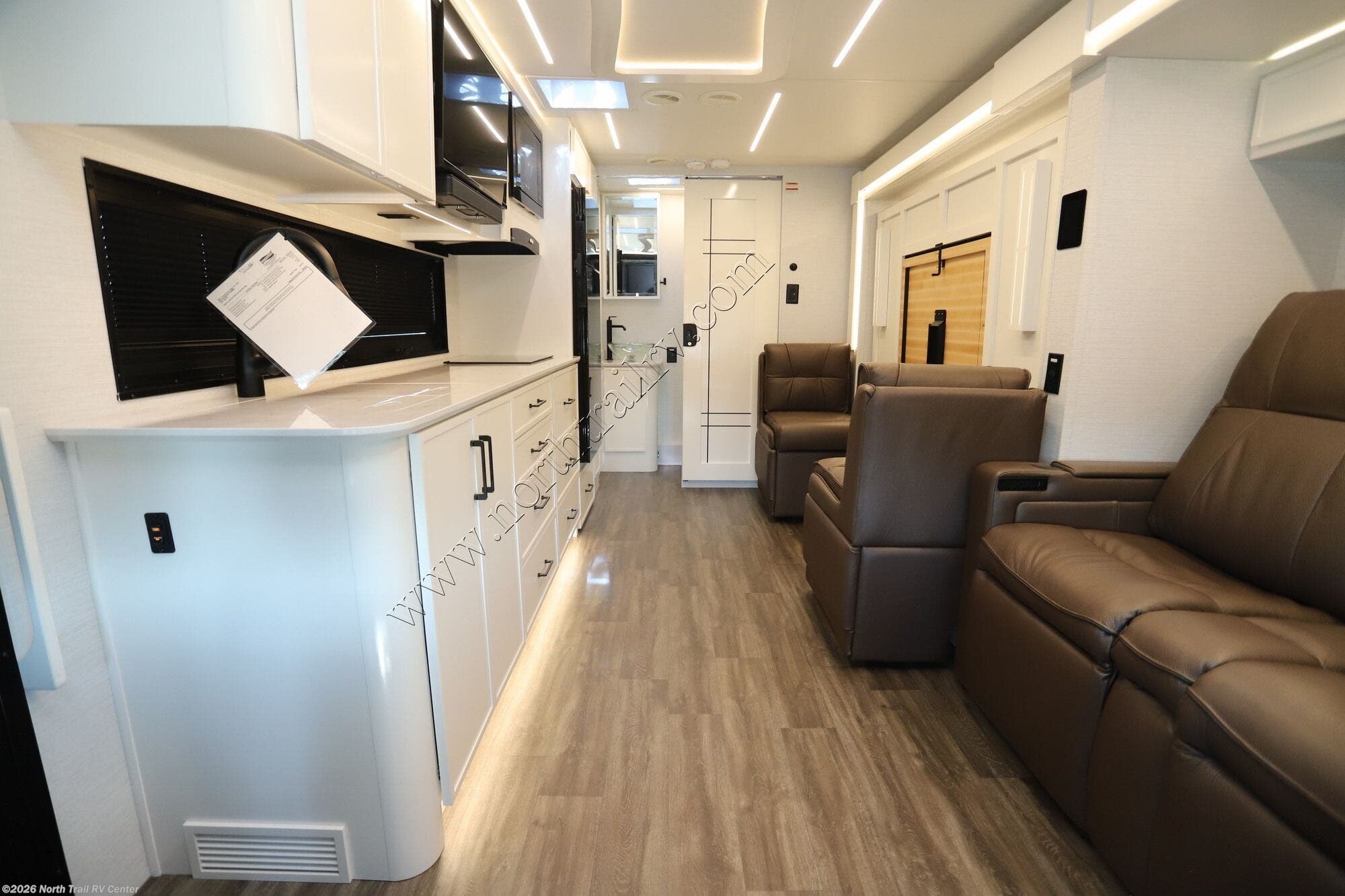 2027 Freedom Aire 2515 by Newmar from North Trail RV Center in Fort Myers, Florida