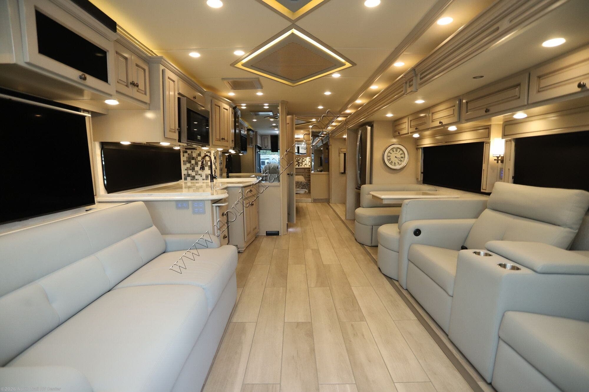 2022 Dutch Star 4081 by Newmar from North Trail RV Center in Fort Myers, Florida
