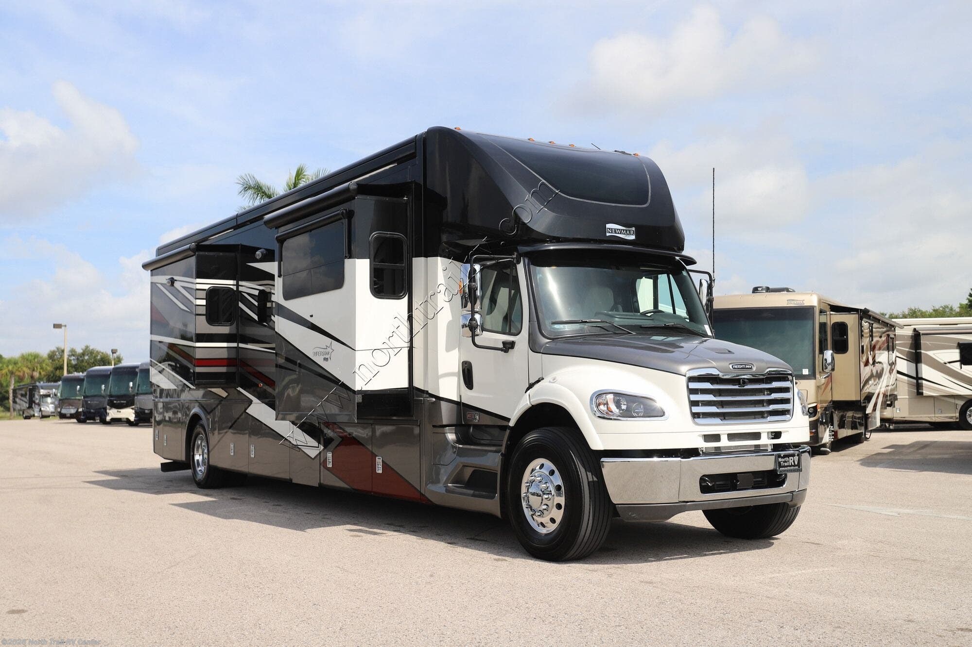 2025 Newmar Super Star 4059 - Used Super C For Sale by North Trail RV Center in Fort Myers, Florida