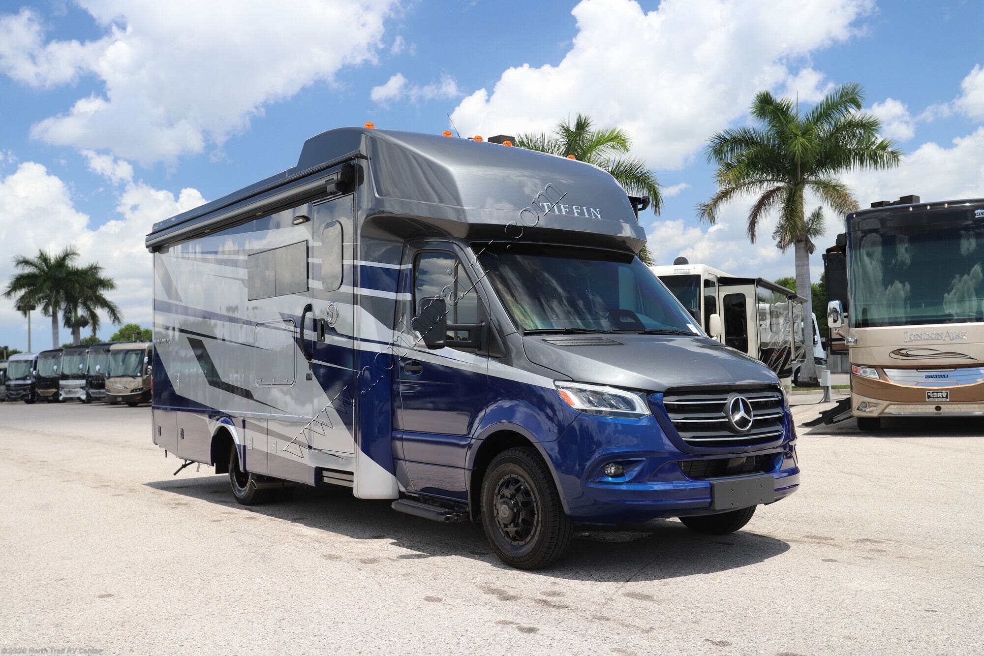 2026 Tiffin Wayfarer 25RW - Used Class C For Sale by North Trail RV Center in Fort Myers, Florida