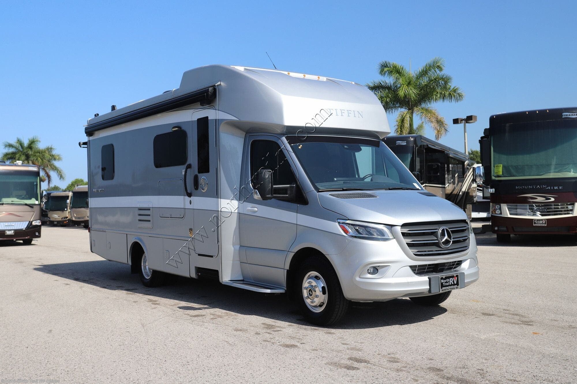 2022 Tiffin Wayfarer 25SW - Used Class C For Sale by North Trail RV Center in Fort Myers, Florida