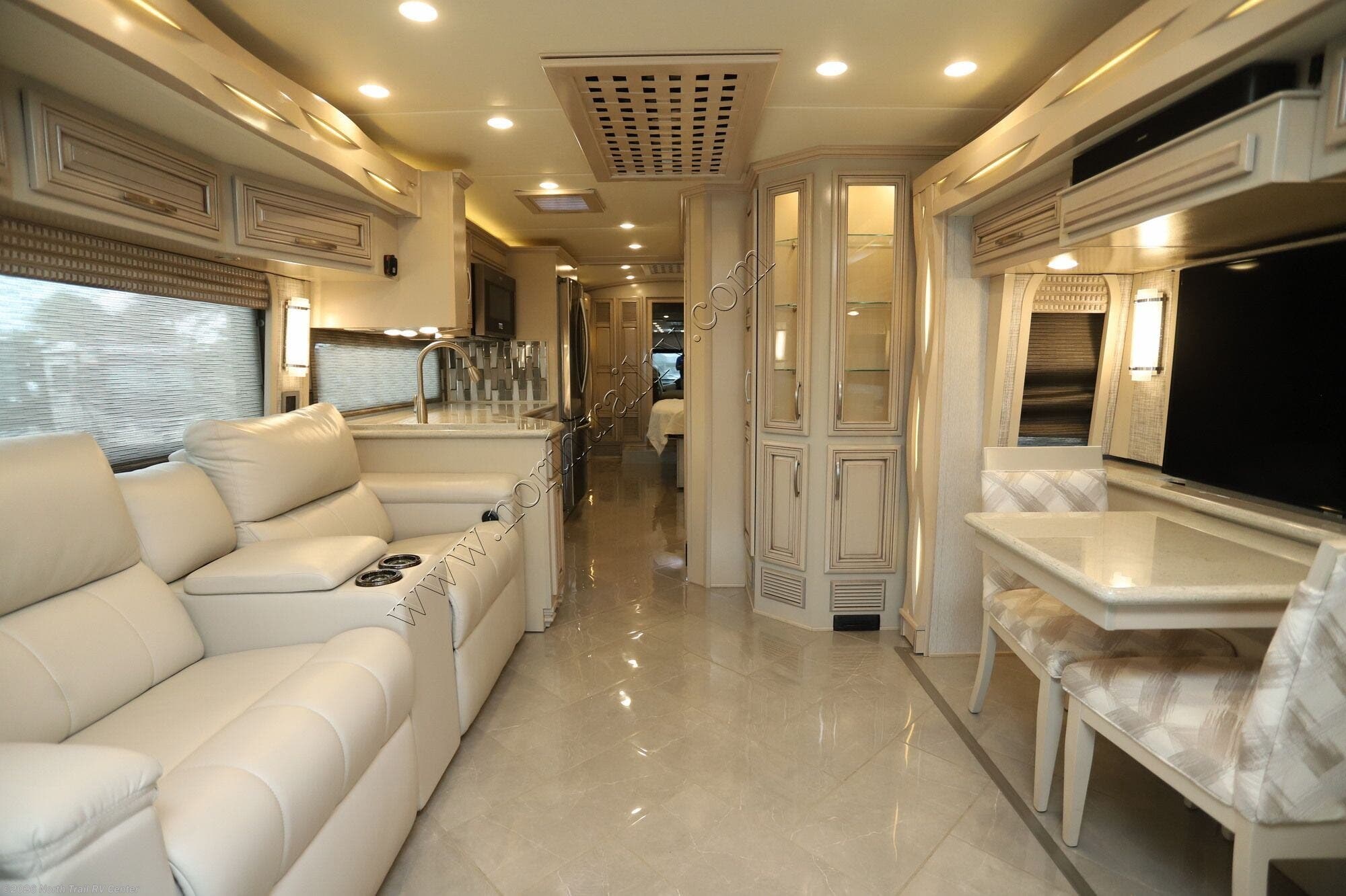2021 New Aire 3545 by Newmar from North Trail RV Center in Fort Myers, Florida