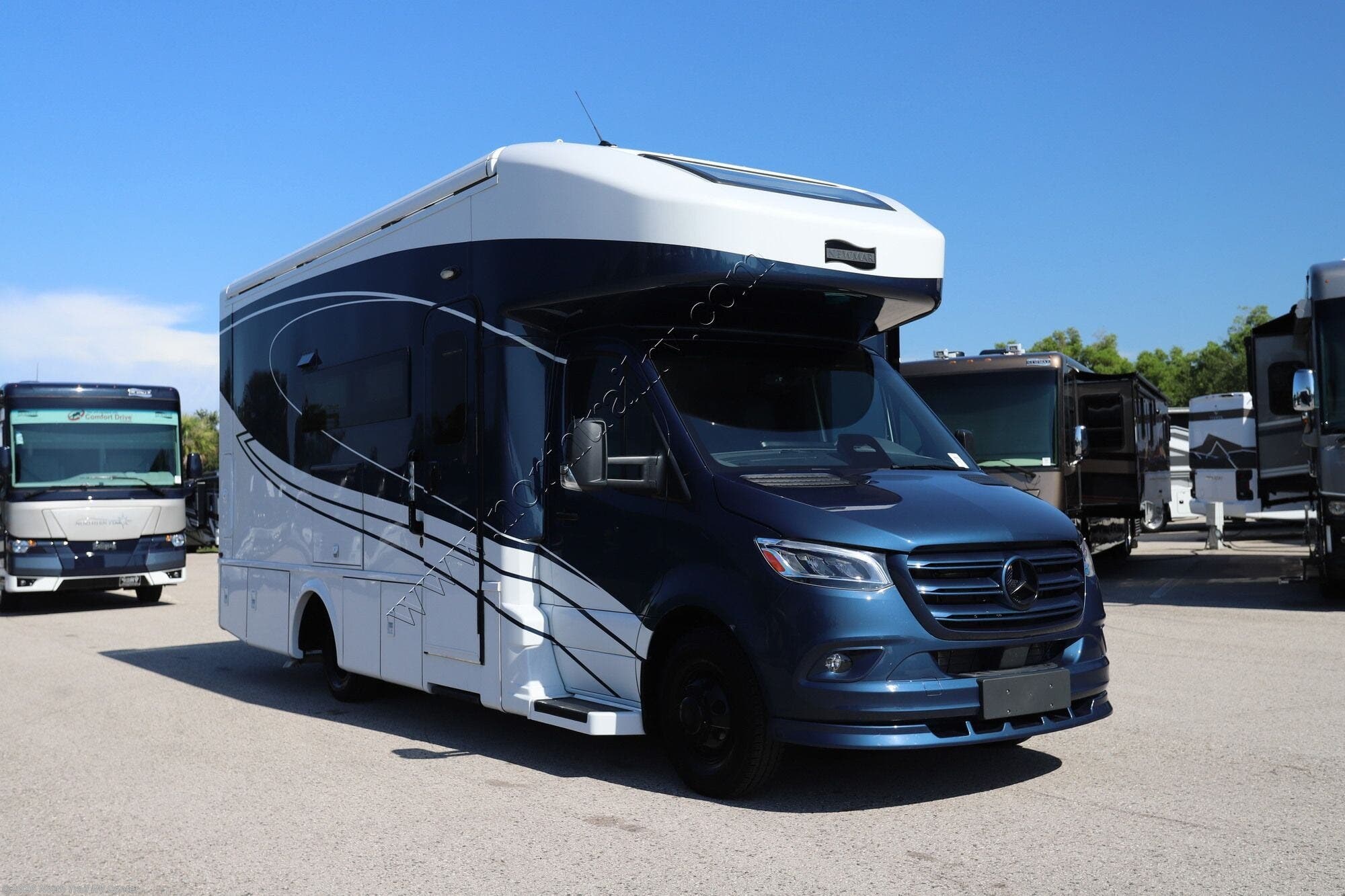 2026 Newmar Freedom Aire 2515 - Used Class C For Sale by North Trail RV Center in Fort Myers, Florida