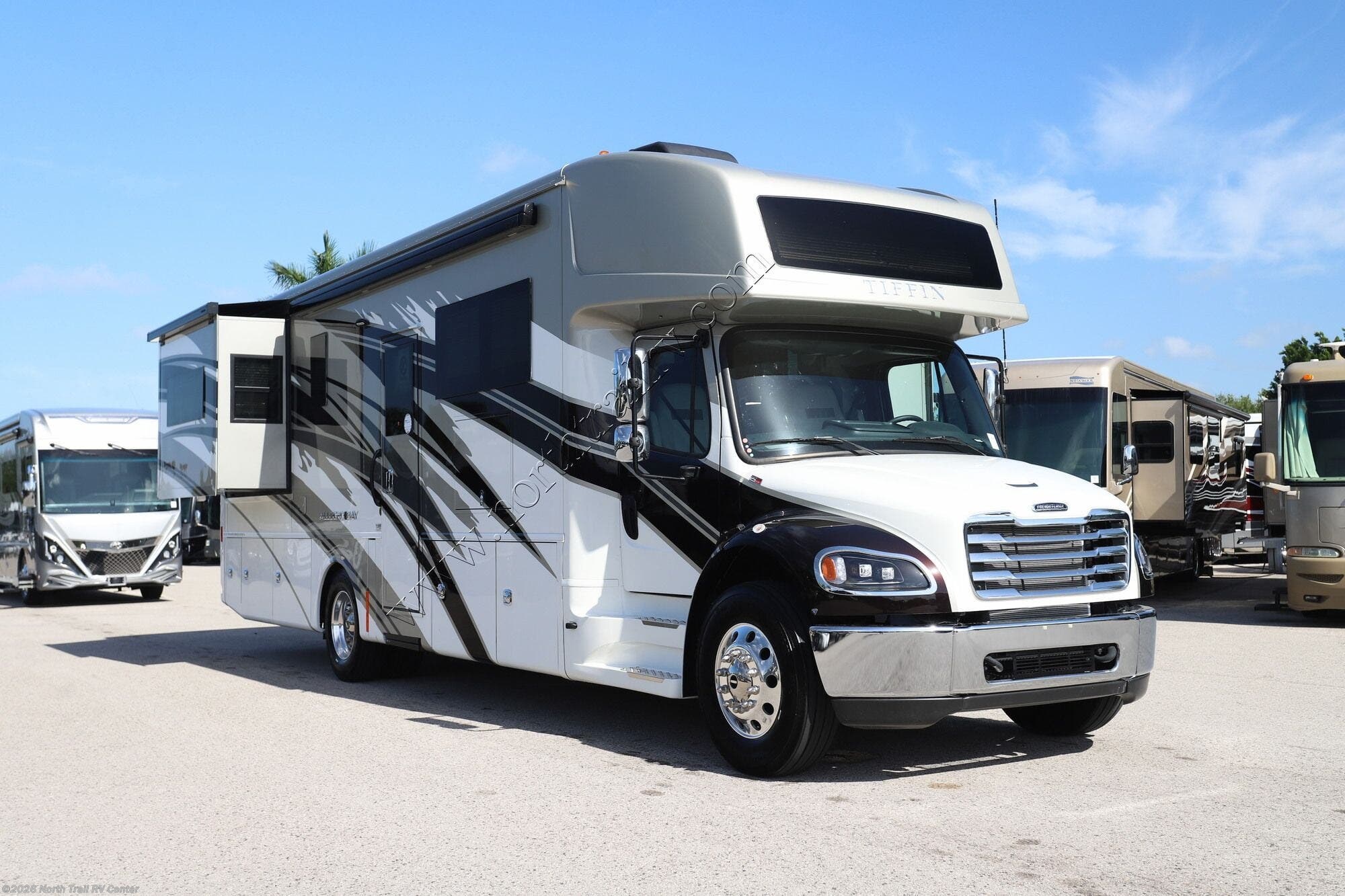 2027 Tiffin Allegro Bay 34DB - New Super C For Sale by North Trail RV Center in Fort Myers, Florida