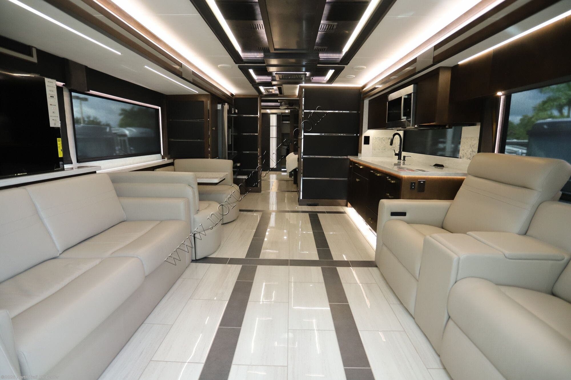 2027 Zephyr 45PZ by Tiffin from North Trail RV Center in Fort Myers, Florida