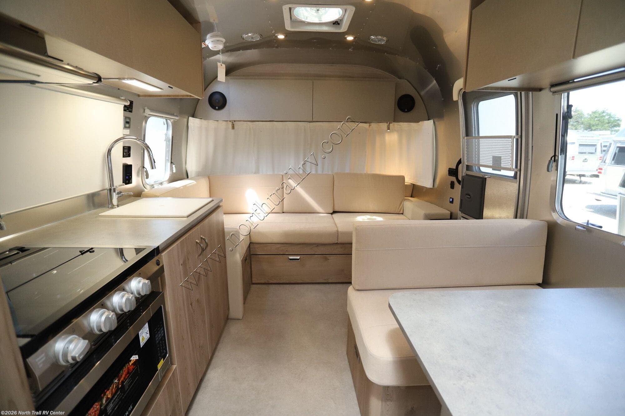 2027 Flying Cloud 28RB by Airstream from North Trail RV Center in Fort Myers, Florida