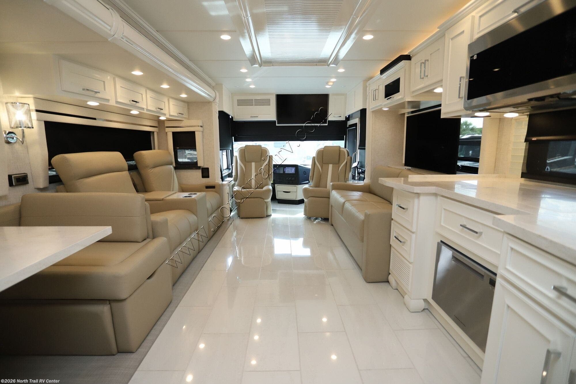 New 2027 Newmar Ventana 4037 available in Fort Myers, Florida