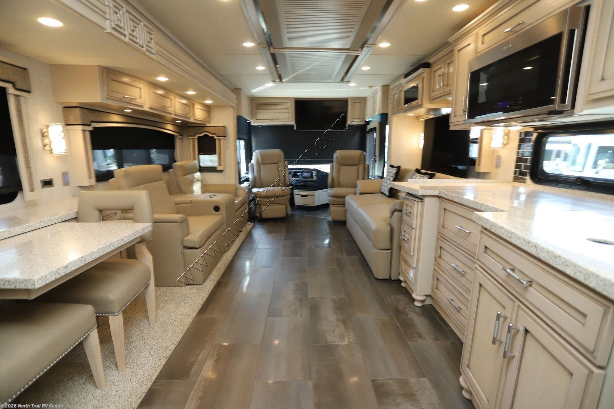 Used 2020 Newmar Ventana 4037 available in Fort Myers, Florida