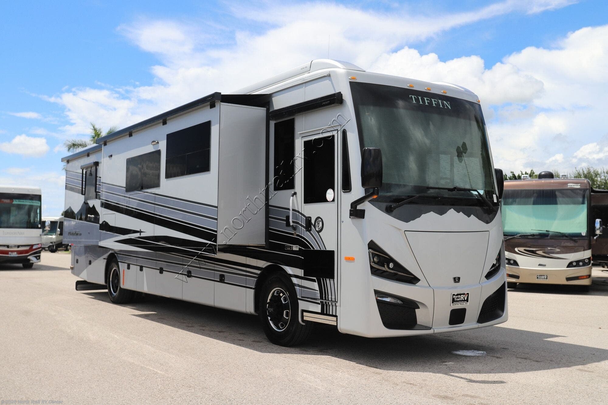 2027 Tiffin Phaeton 40RTH - New Class A For Sale by North Trail RV Center in Fort Myers, Florida