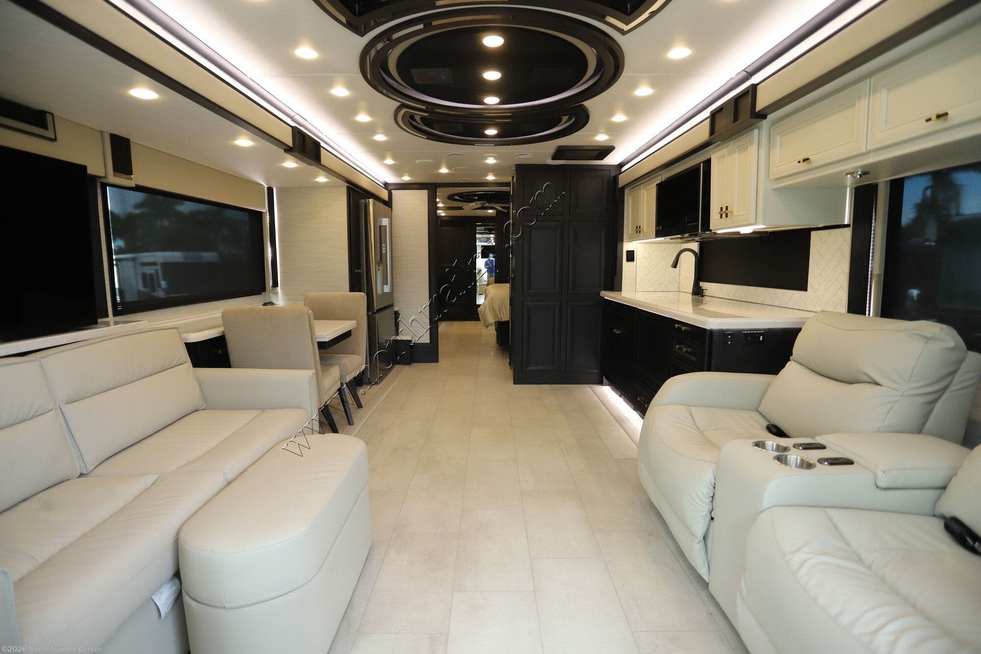 2027 Allegro Bus 40IP by Tiffin from North Trail RV Center in Fort Myers, Florida