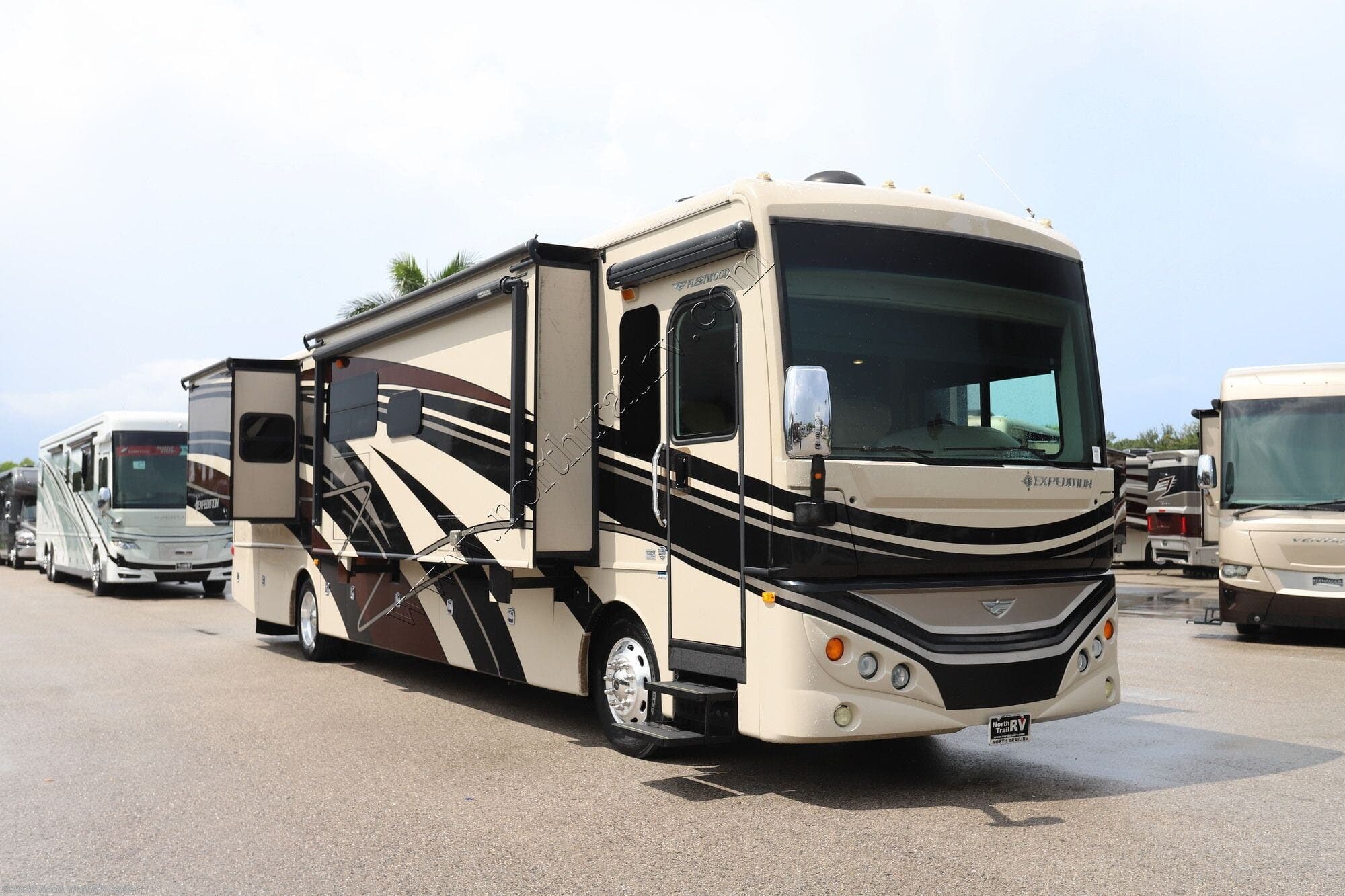 2016 Fleetwood Expedition 40X - Used Class A For Sale by North Trail RV Center in Fort Myers, Florida