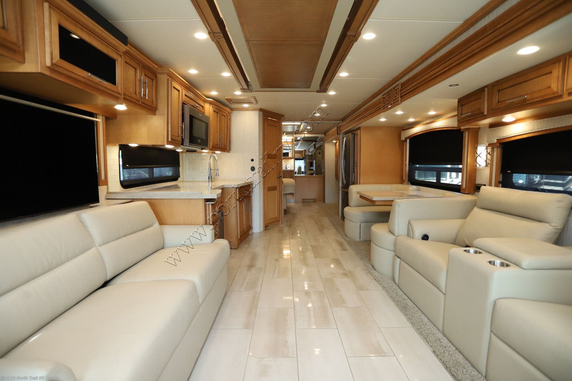 2022 Ventana 4037 by Newmar from North Trail RV Center in Fort Myers, Florida