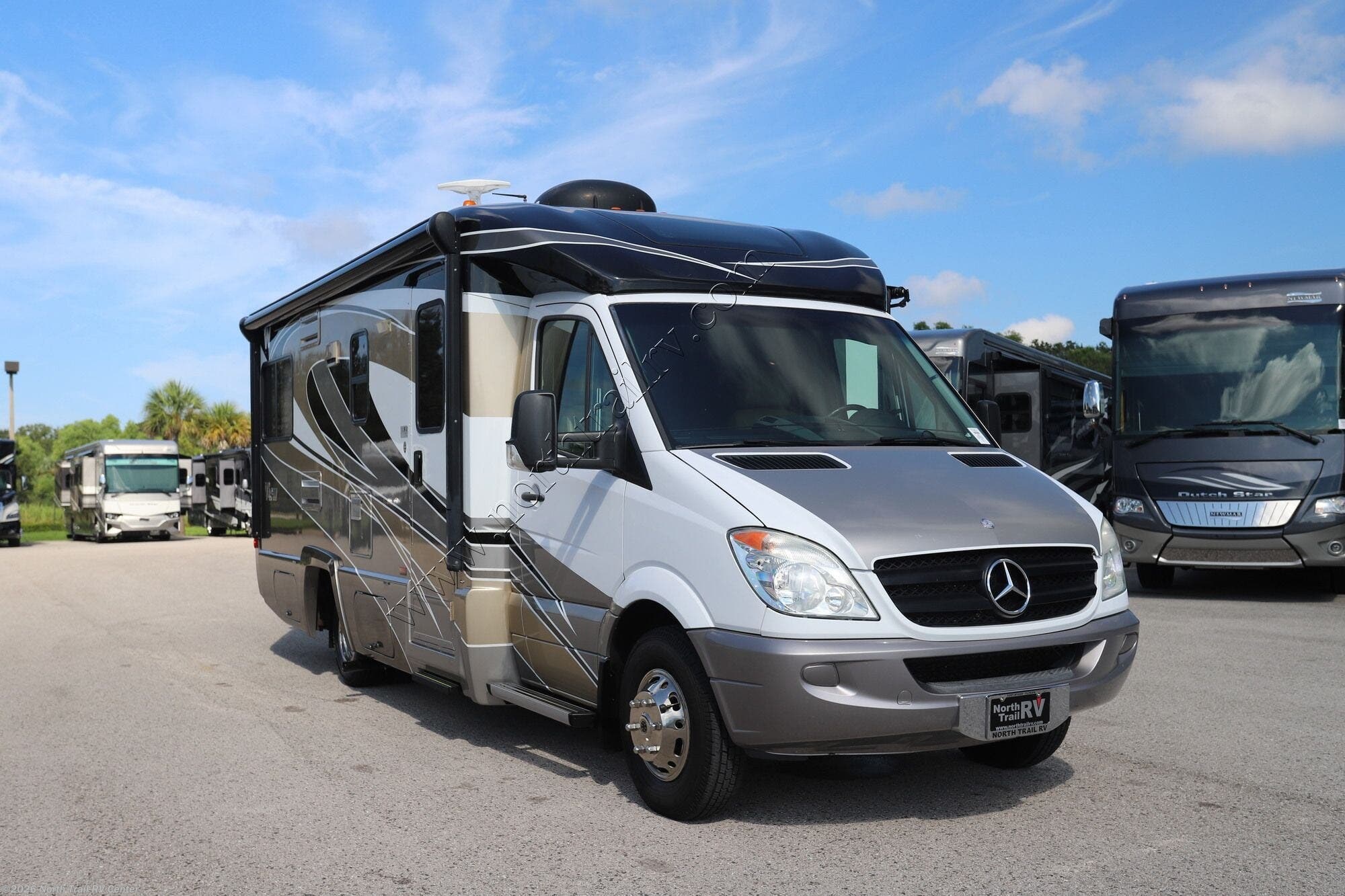 2012 Winnebago View Profile 24G - Used Class C For Sale by North Trail RV Center in Fort Myers, Florida