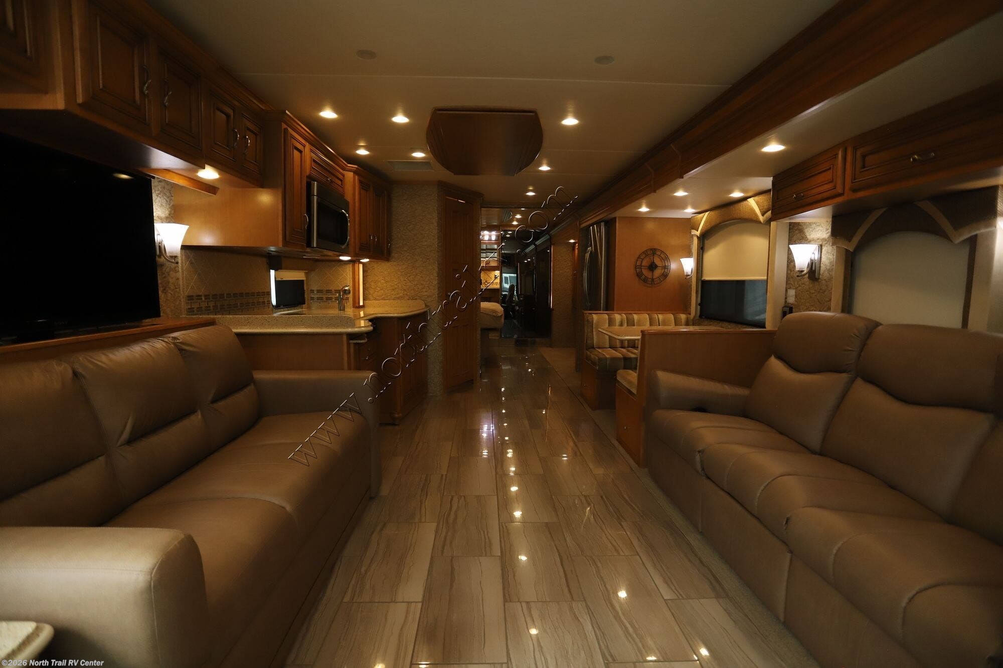 2014 Ventana 4037 by Newmar from North Trail RV Center in Fort Myers, Florida