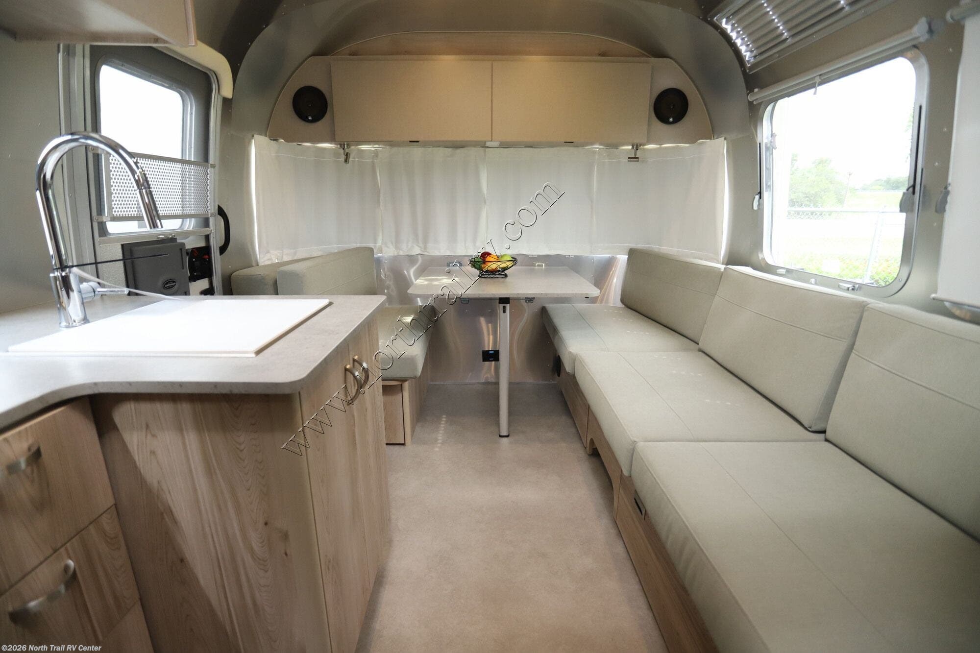 2027 Flying Cloud 25FB by Airstream from North Trail RV Center in Fort Myers, Florida