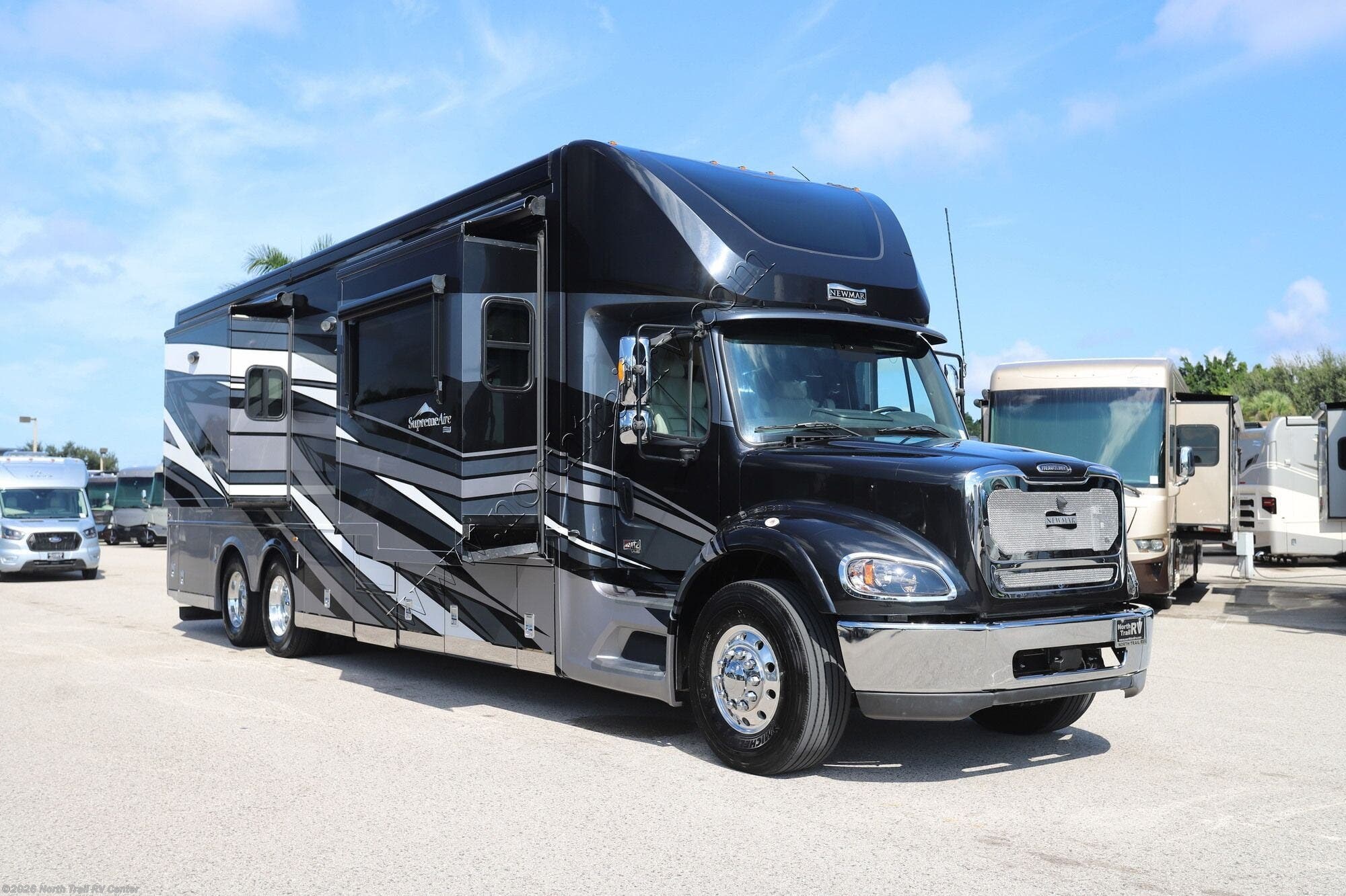 2025 Newmar Supreme Aire 4051 - Used Super C For Sale by North Trail RV Center in Fort Myers, Florida