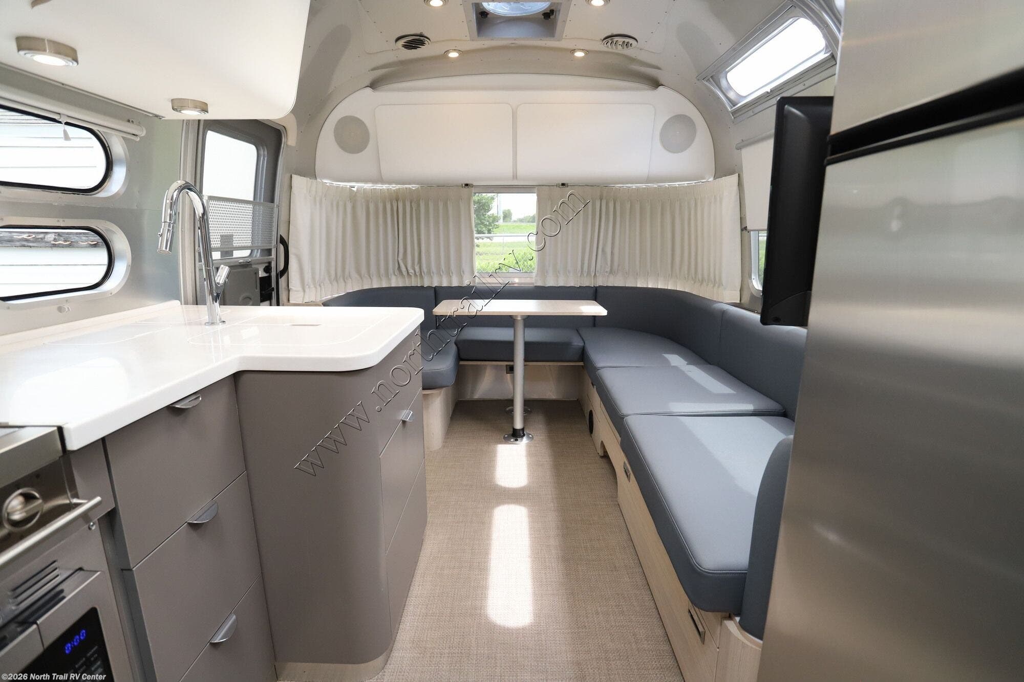 2022 Globetrotter 27FBQ by Airstream from North Trail RV Center in Fort Myers, Florida