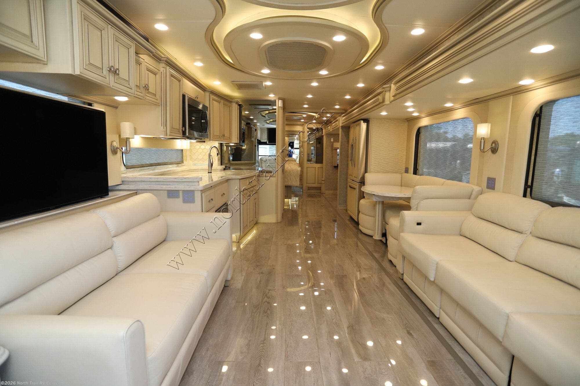 2019 Essex 4551 by Newmar from North Trail RV Center in Fort Myers, Florida