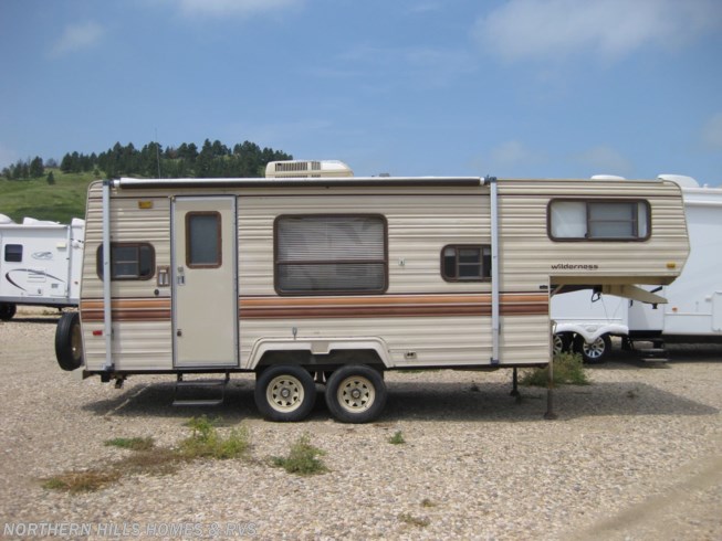 1988 Fleetwood Wilderness 2350 RV for Sale in Whitewood, SD 57793 1988 Fleetwood Wilderness Travel Trailer Specs
